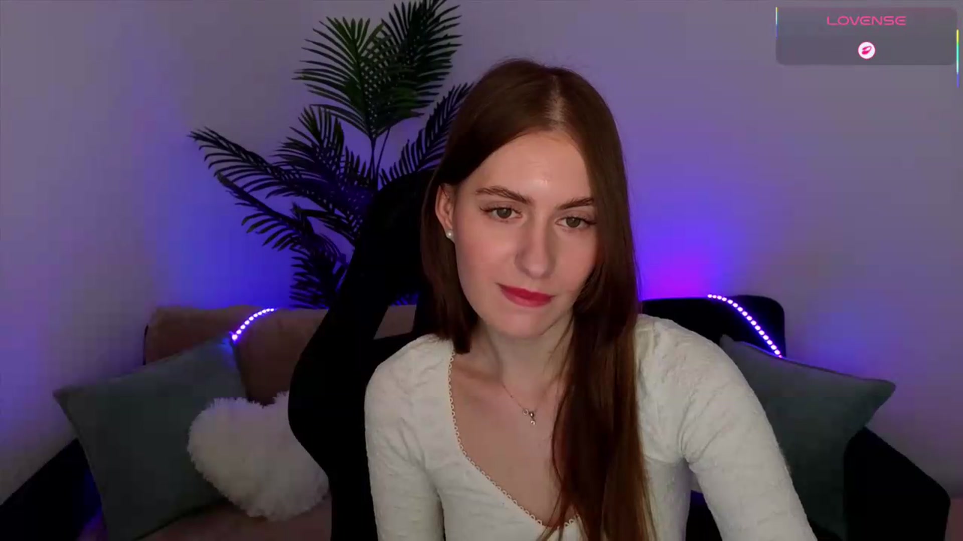 Gallery image thumbnail from Meliora's myfreecams stream on, 05/17/2026, 15:42 image 19 of 20