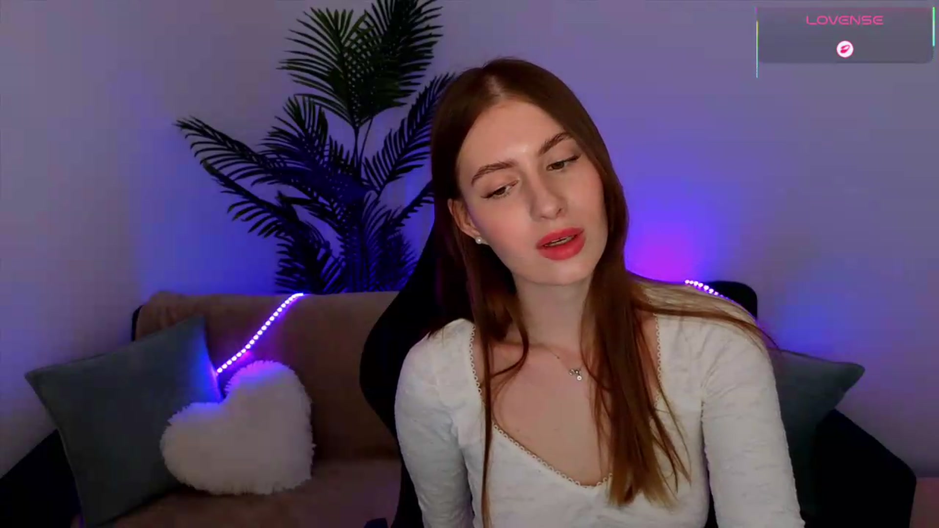 Gallery image thumbnail from Meliora's myfreecams stream on, 05/17/2026, 21:57 image 8 of 20