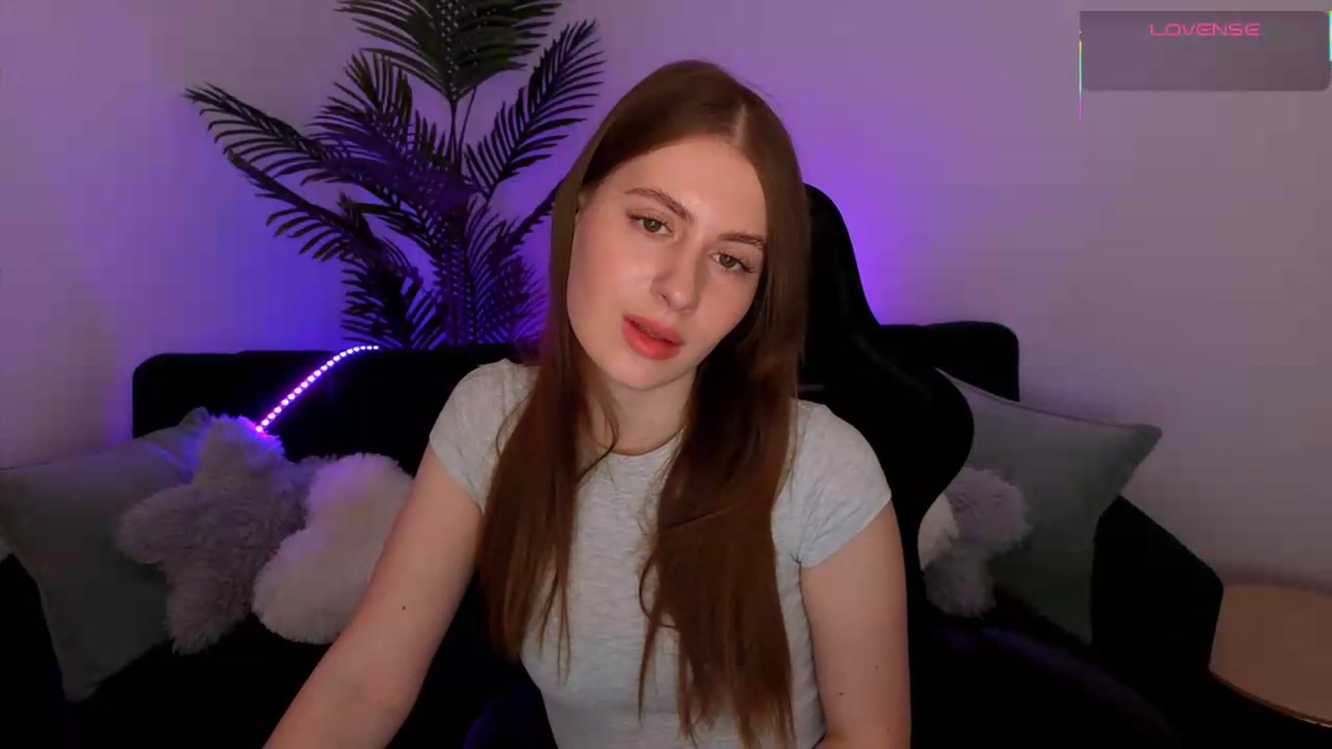 Gallery image thumbnail from Meliora's myfreecams stream on, 05/28/2026, 18:42 image 15 of 20