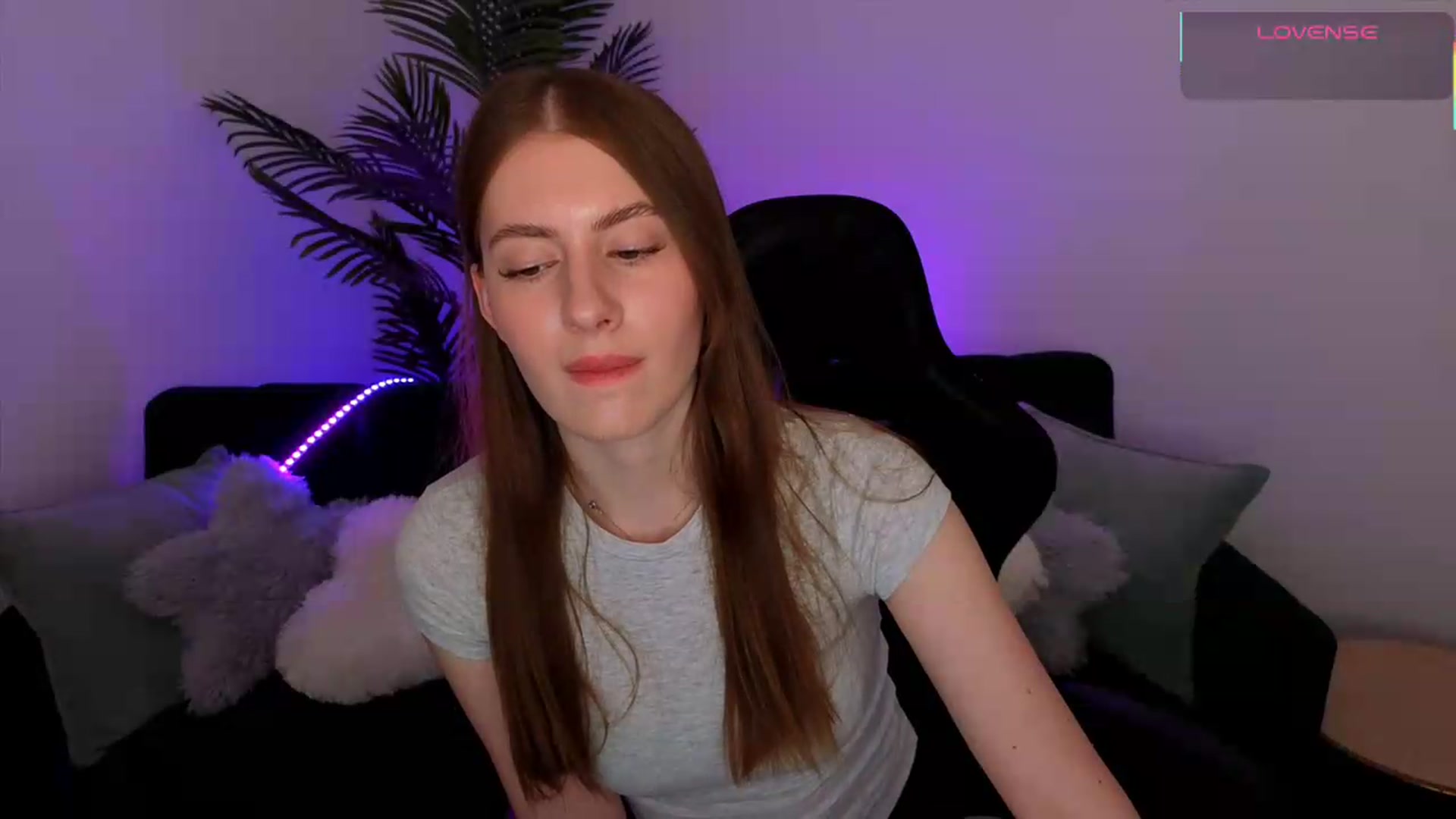 Gallery image thumbnail from Meliora's myfreecams stream on, 05/28/2026, 18:42 image 19 of 20