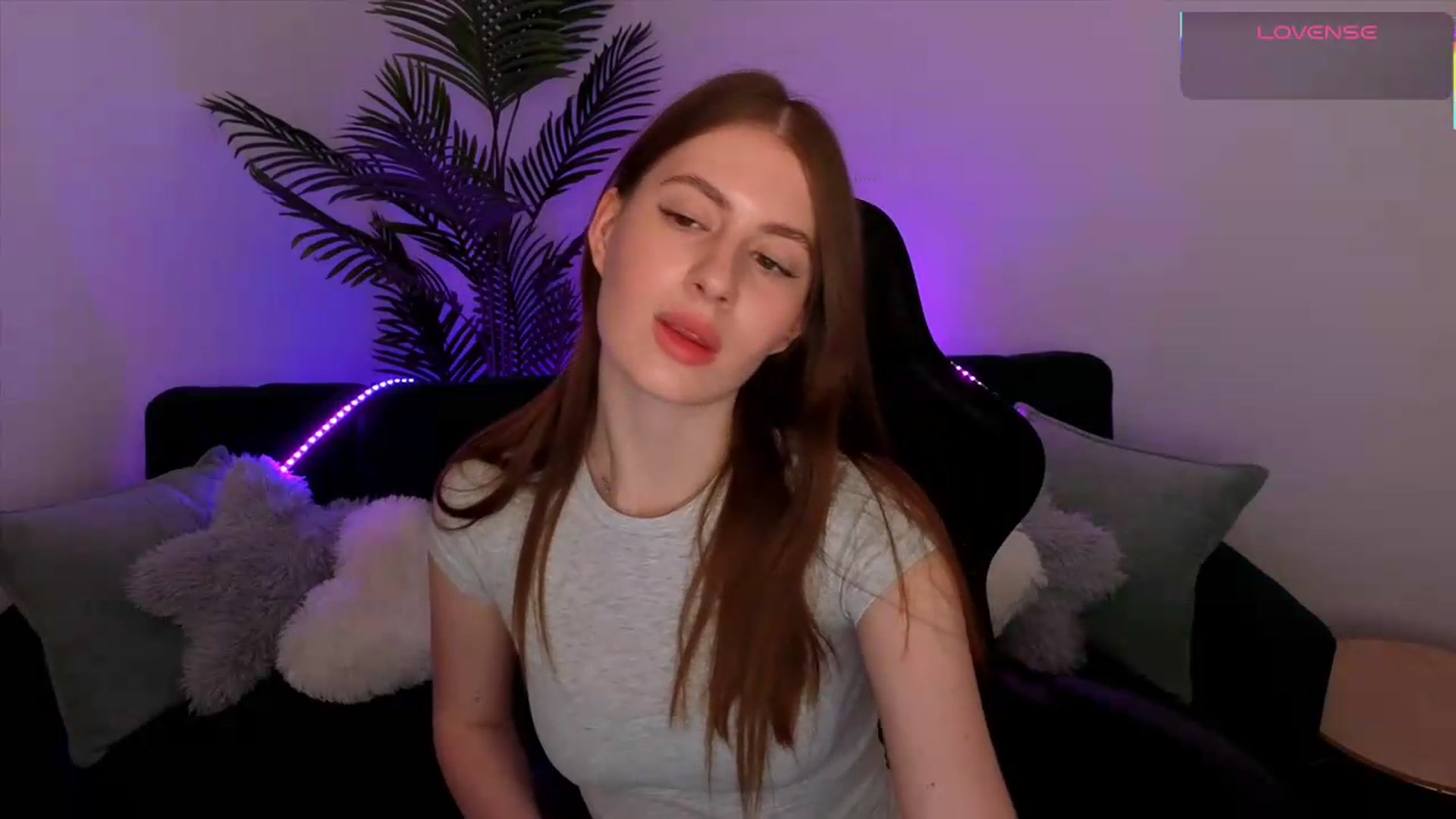 Gallery image thumbnail from Meliora's myfreecams stream on, 05/28/2026, 18:42 image 3 of 20