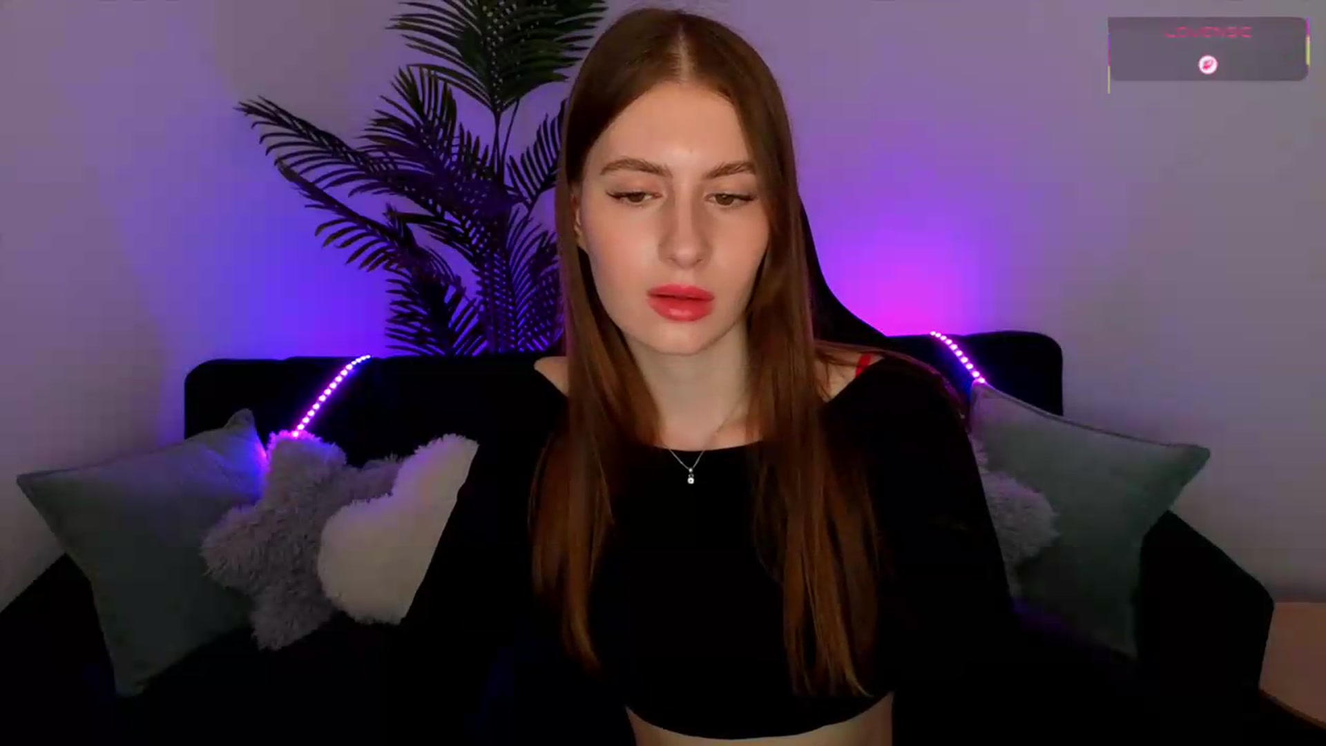 Gallery image thumbnail from Meliora's myfreecams stream on, 06/04/2026, 17:37 image 7 of 20