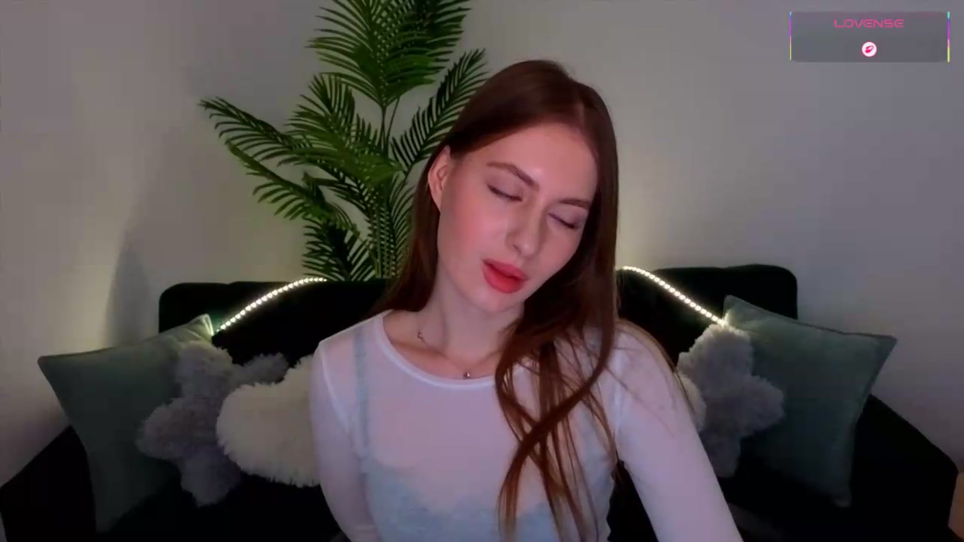 Gallery image thumbnail from Meliora's myfreecams stream on, 06/07/2026, 14:18 image 15 of 20