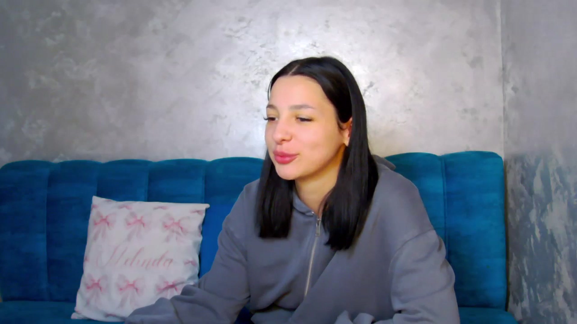 Gallery image thumbnail from MelisRoom's myfreecams stream on, 04/08/2025, 15:09 image 5 of 20
