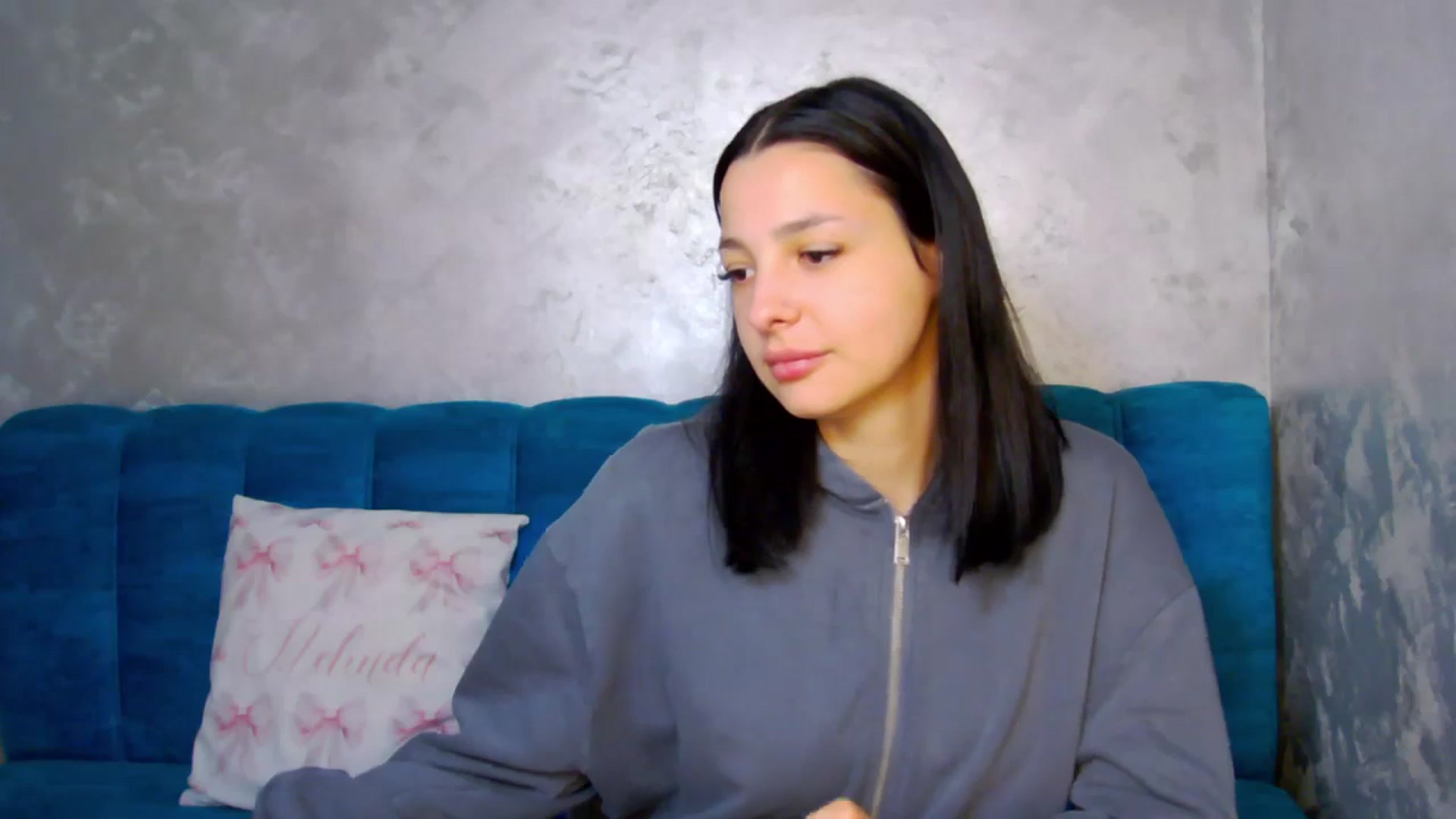 Gallery image thumbnail from MelisRoom's myfreecams stream on, 04/08/2025, 15:09 image 9 of 20