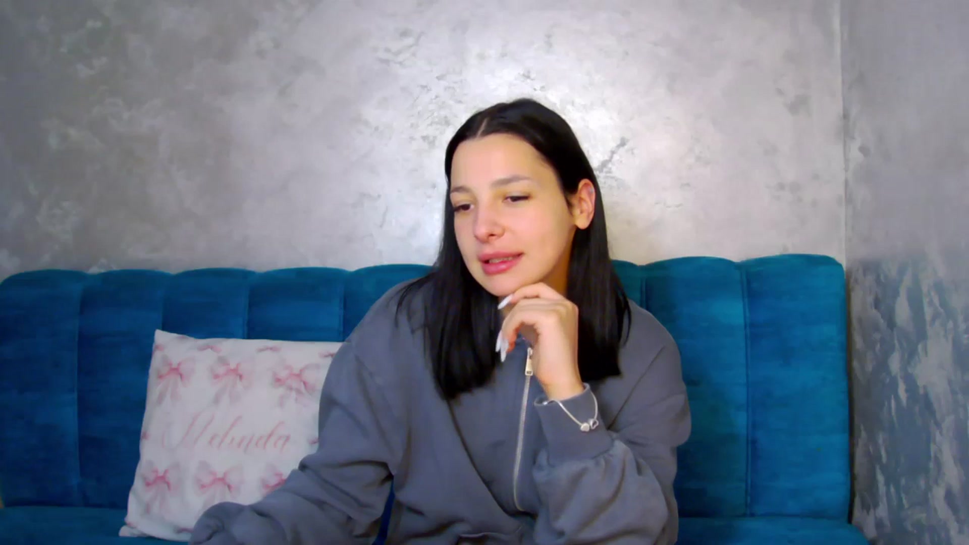 Gallery image thumbnail from MelisRoom's myfreecams stream on, 04/08/2025, 15:09 image 14 of 20