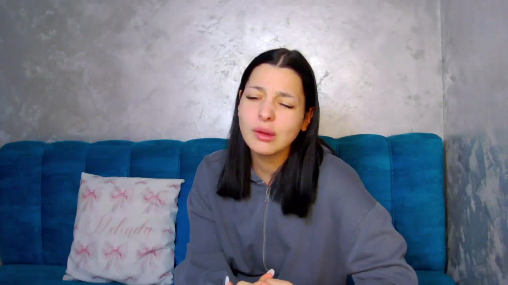 Gallery image thumbnail from MelisRoom's myfreecams stream on, 04/08/2025, 15:09 image 6 of 20