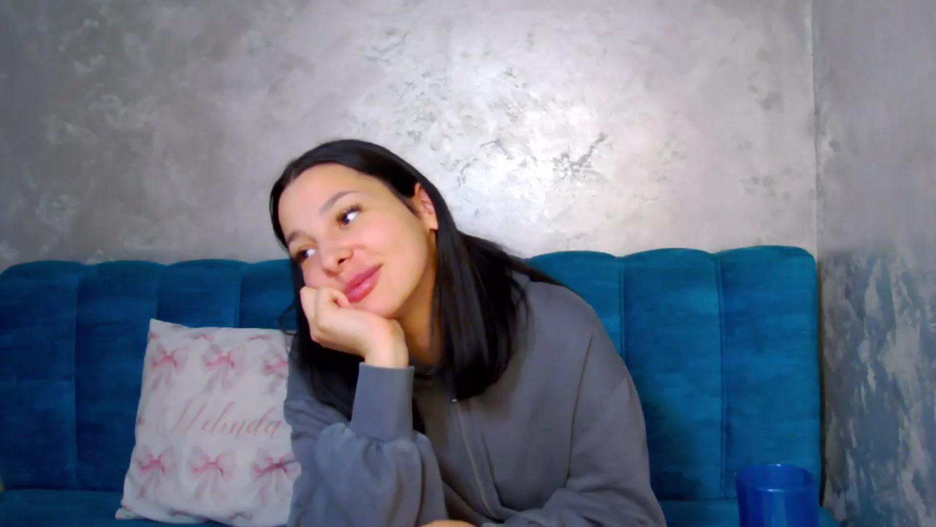 Gallery image thumbnail from MelisRoom's myfreecams stream on, 04/08/2025, 15:09 image 18 of 20