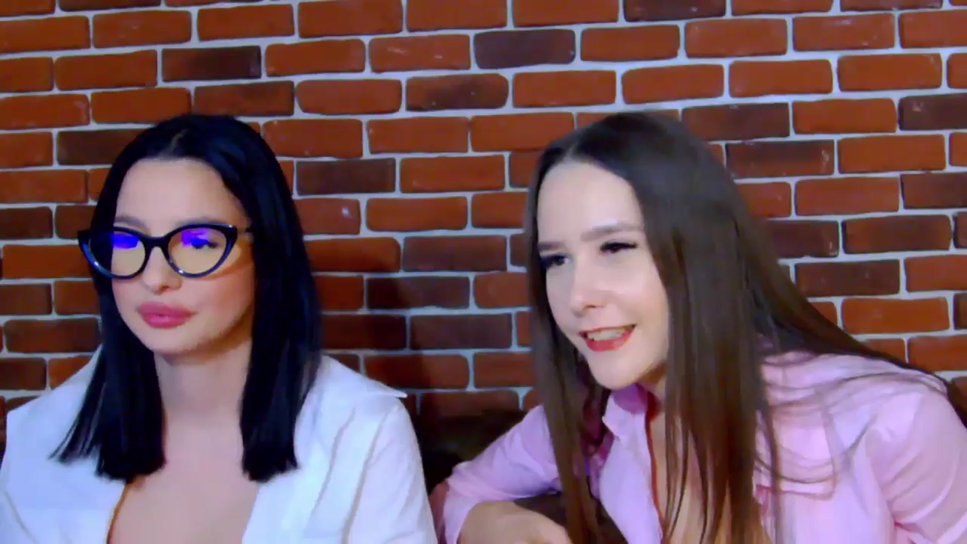 Gallery image thumbnail from MelisRoom's myfreecams stream on, 04/11/2025, 15:04 image 9 of 20