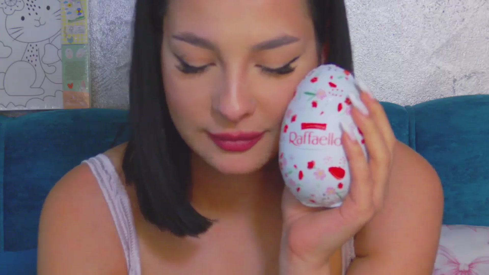 Gallery image thumbnail from MelisRoom's myfreecams stream on, 04/15/2025, 16:10 image 18 of 20
