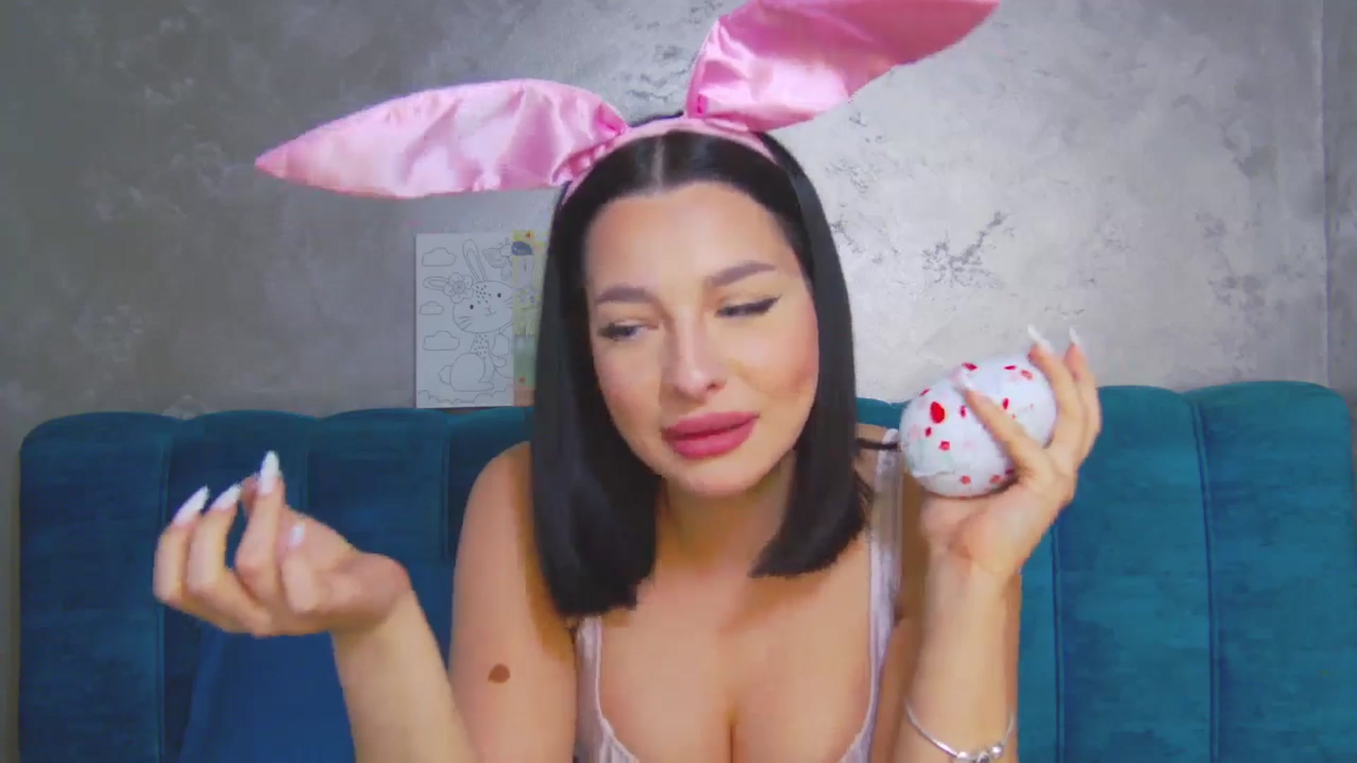 Gallery image thumbnail from MelisRoom's myfreecams stream on, 04/15/2025, 16:10 image 13 of 20