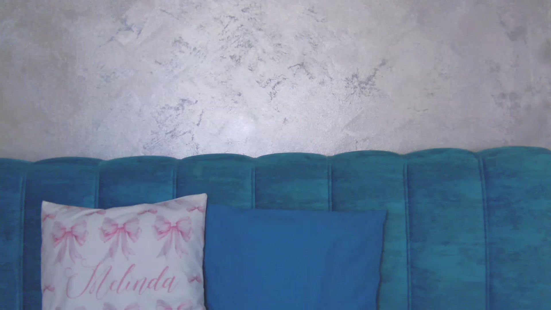 Gallery image thumbnail from MelisRoom's myfreecams stream on, 04/24/2025, 19:02 image 10 of 20