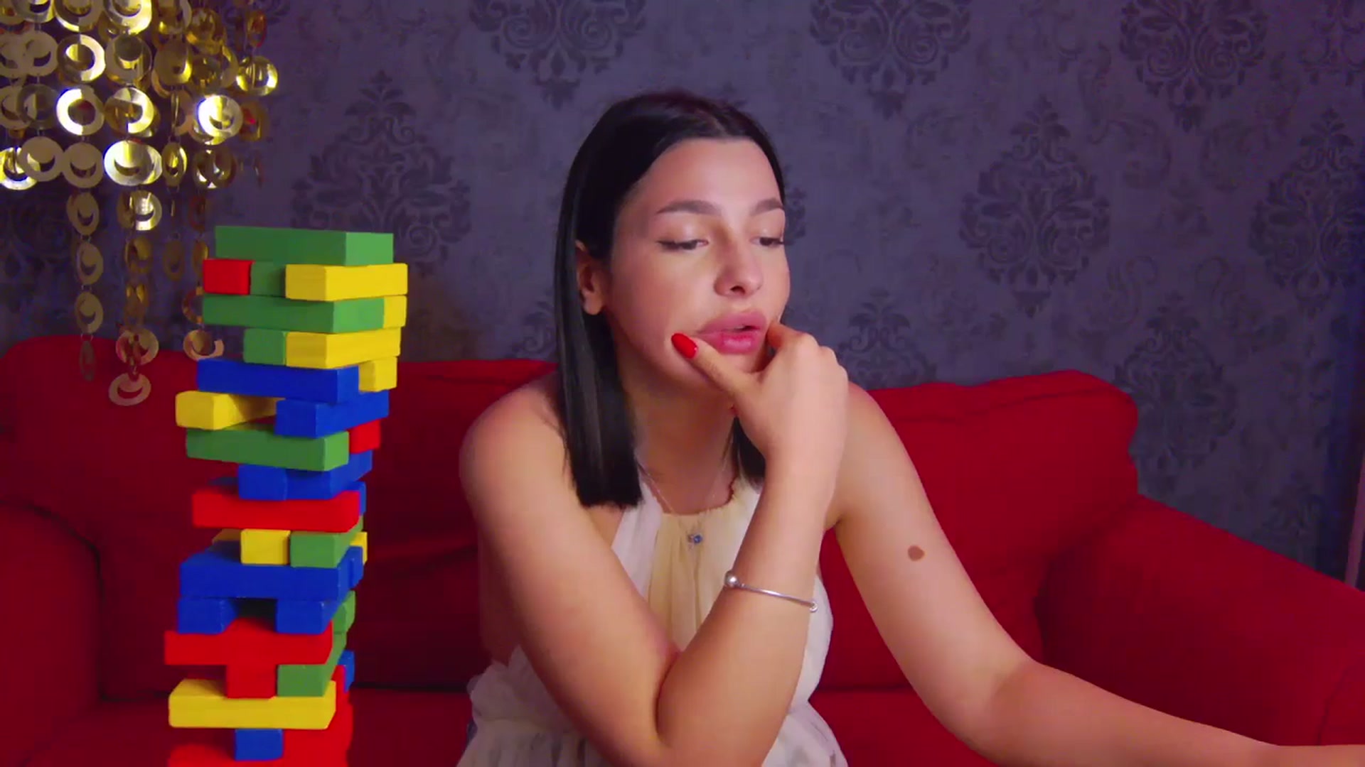 Gallery image thumbnail from MelisRoom's myfreecams stream on, 04/25/2025, 20:49 image 17 of 20
