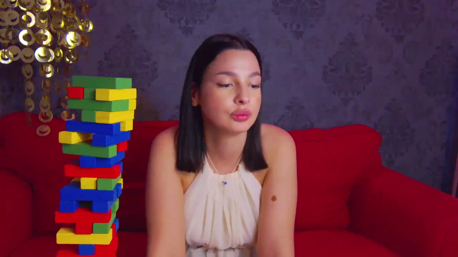 Gallery image thumbnail from MelisRoom's myfreecams stream on, 04/25/2025, 20:49 image 14 of 20