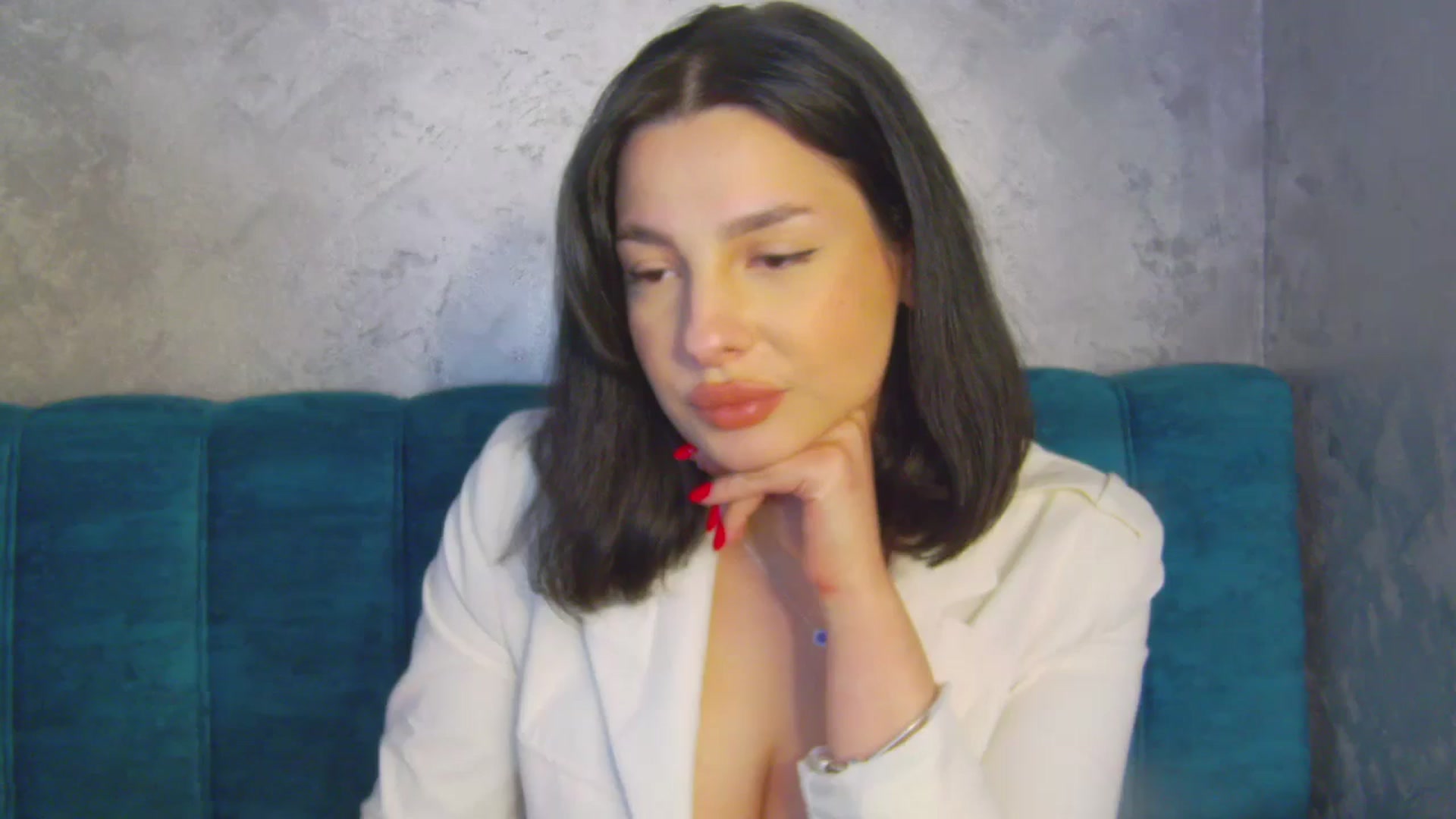 Gallery image thumbnail from MelisRoom's myfreecams stream on, 04/29/2025, 16:44 image 6 of 20