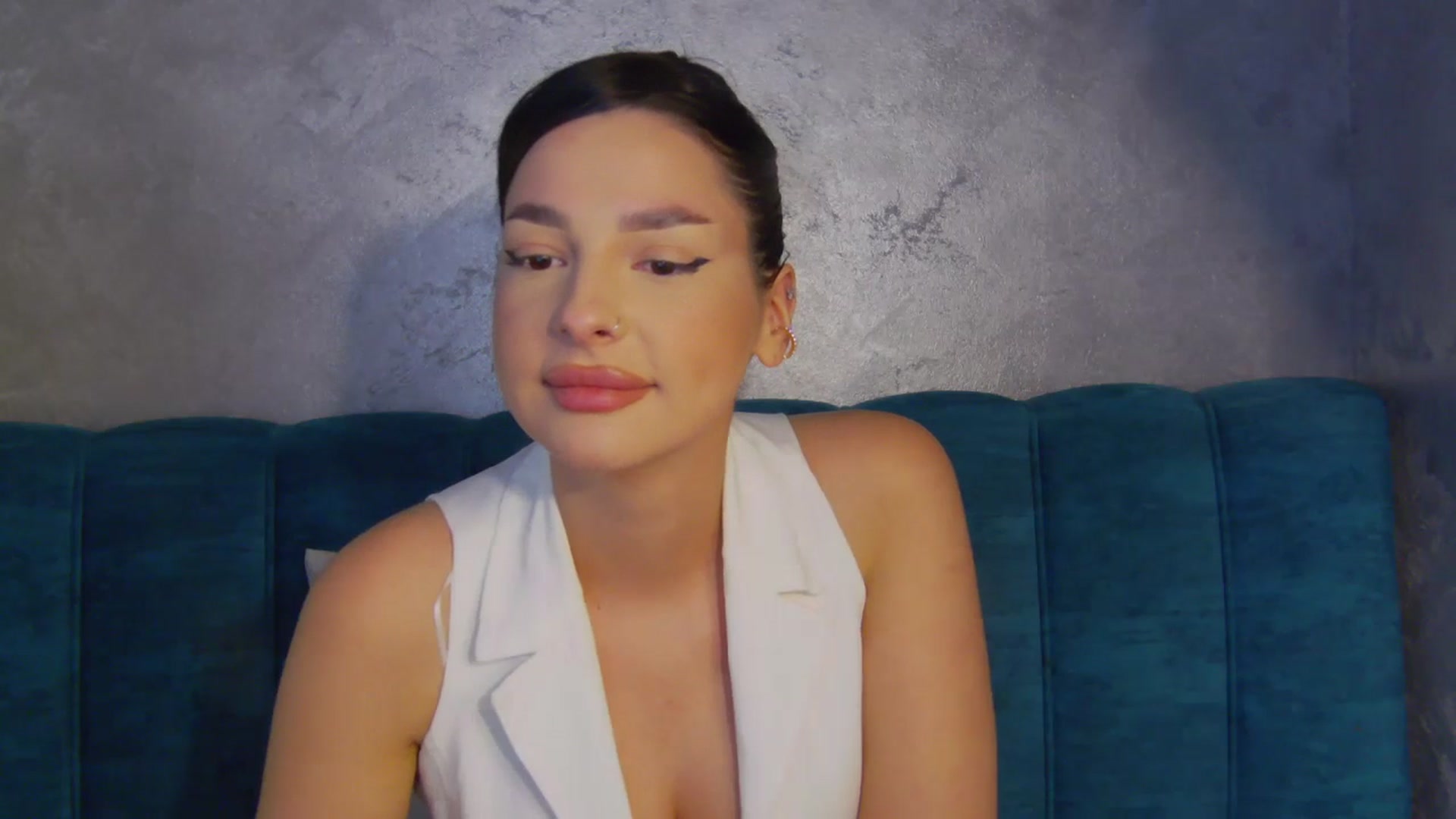 Gallery image thumbnail from MelisRoom's myfreecams stream on, 04/30/2025, 14:54 image 5 of 20