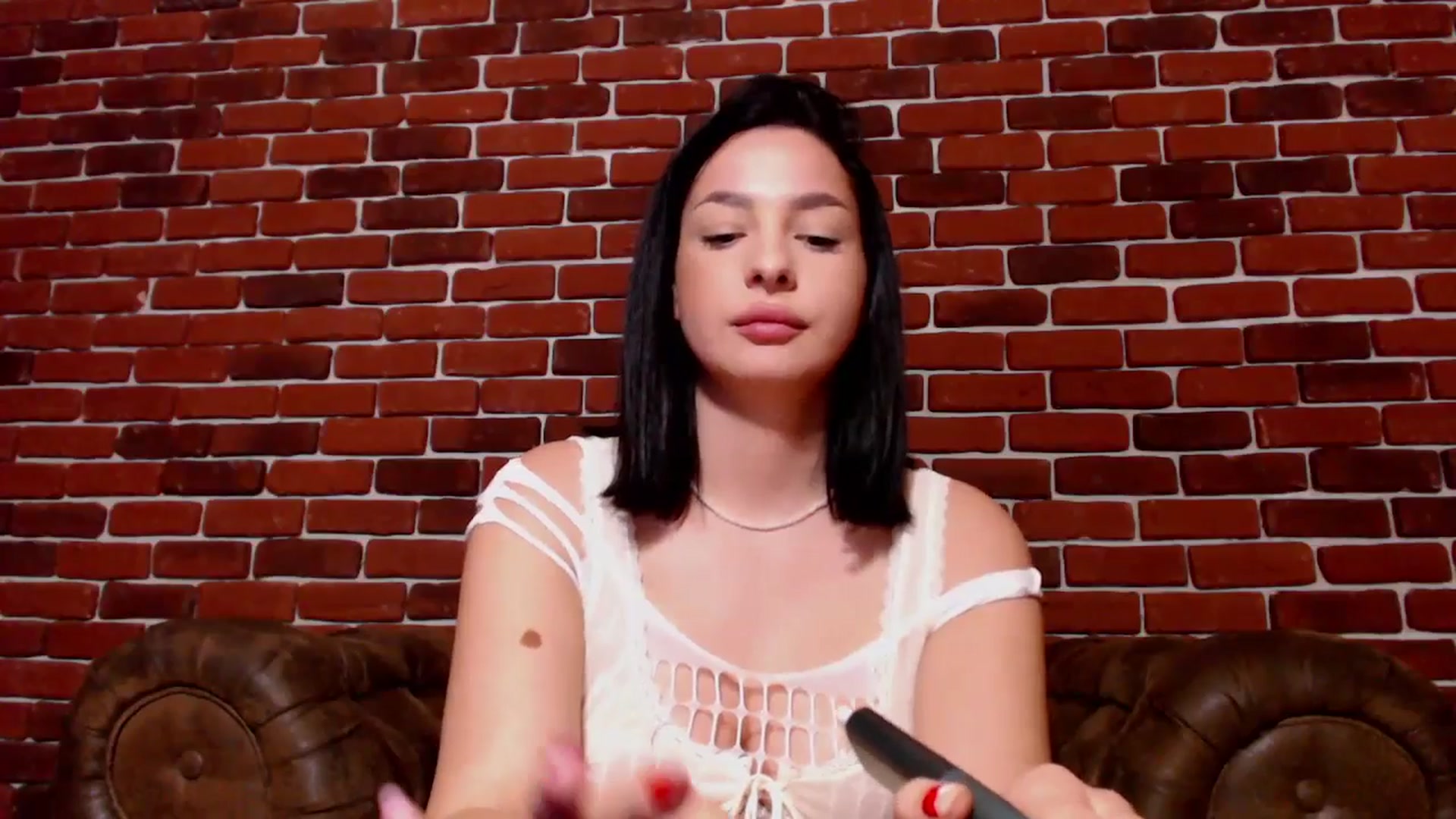 Gallery image thumbnail from MelisRoom's myfreecams stream on, 05/02/2025, 15:04 image 2 of 20