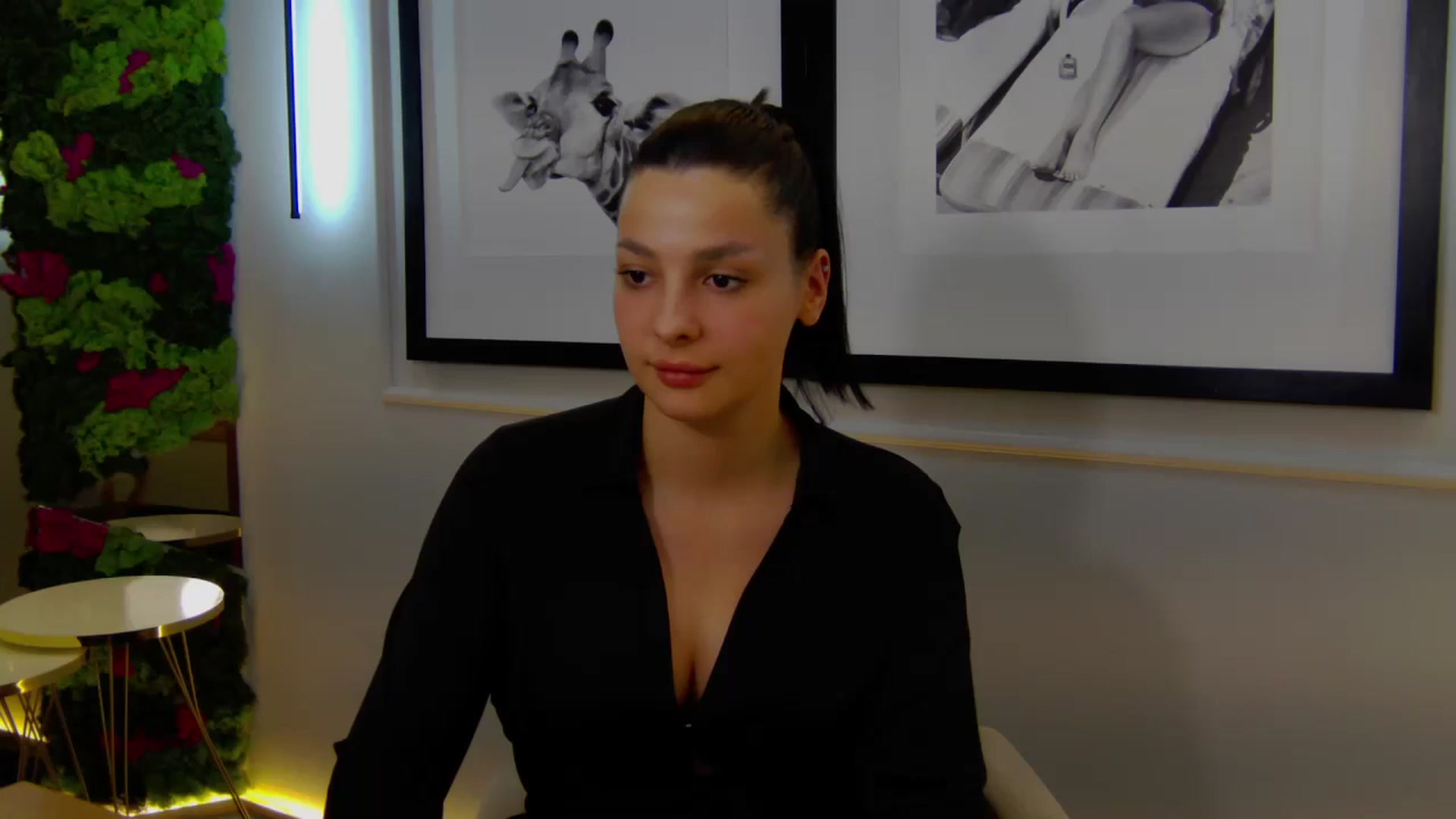 Gallery image thumbnail from MelisRoom's myfreecams stream on, 05/03/2025, 18:37 image 20 of 20