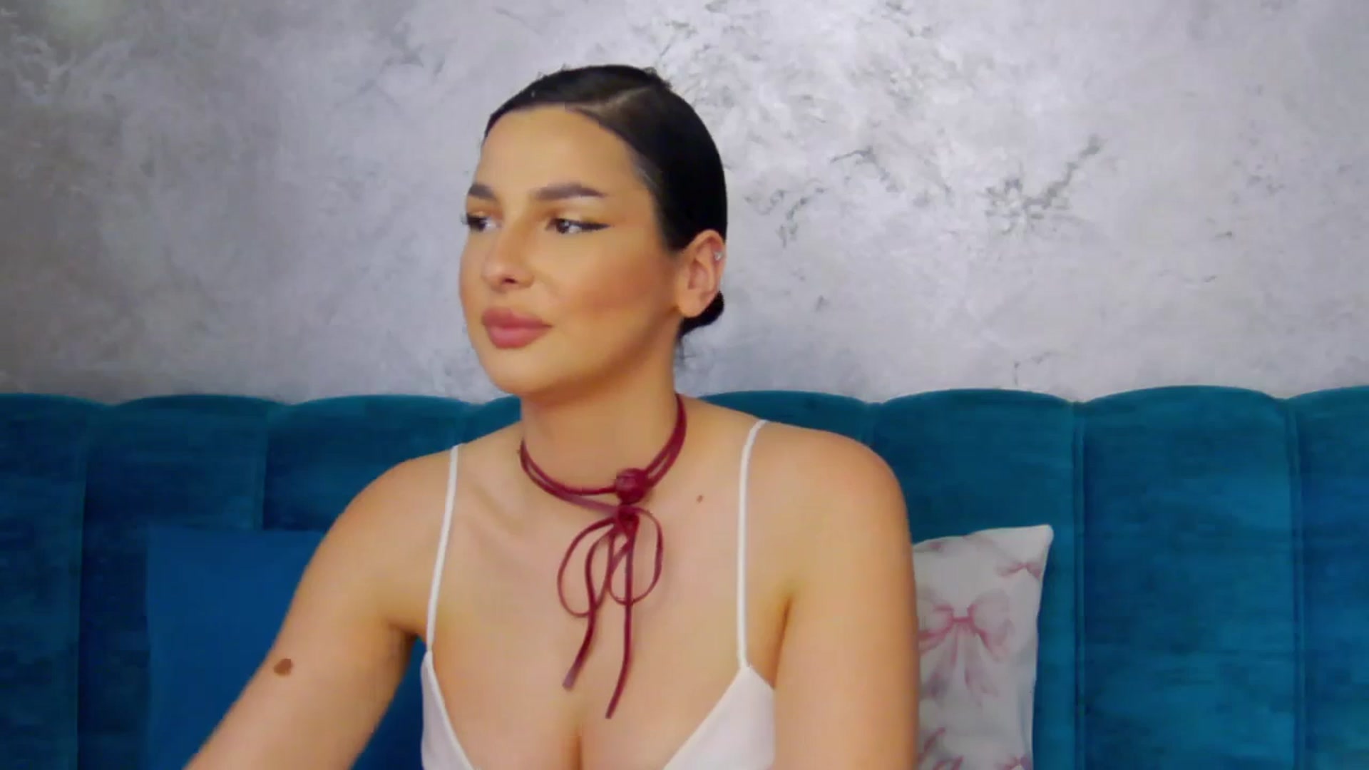 Gallery image thumbnail from MelisRoom's myfreecams stream on, 05/07/2025, 15:40 image 17 of 20