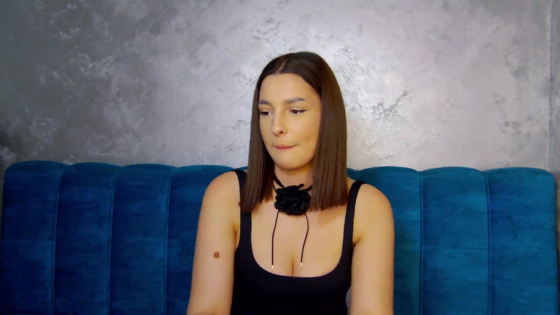 Gallery image thumbnail from MelisRoom's myfreecams stream on, 05/16/2025, 15:41 image 7 of 20