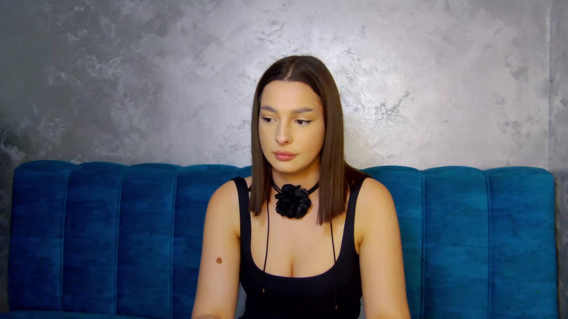 Gallery image thumbnail from MelisRoom's myfreecams stream on, 05/16/2025, 15:41 image 4 of 20
