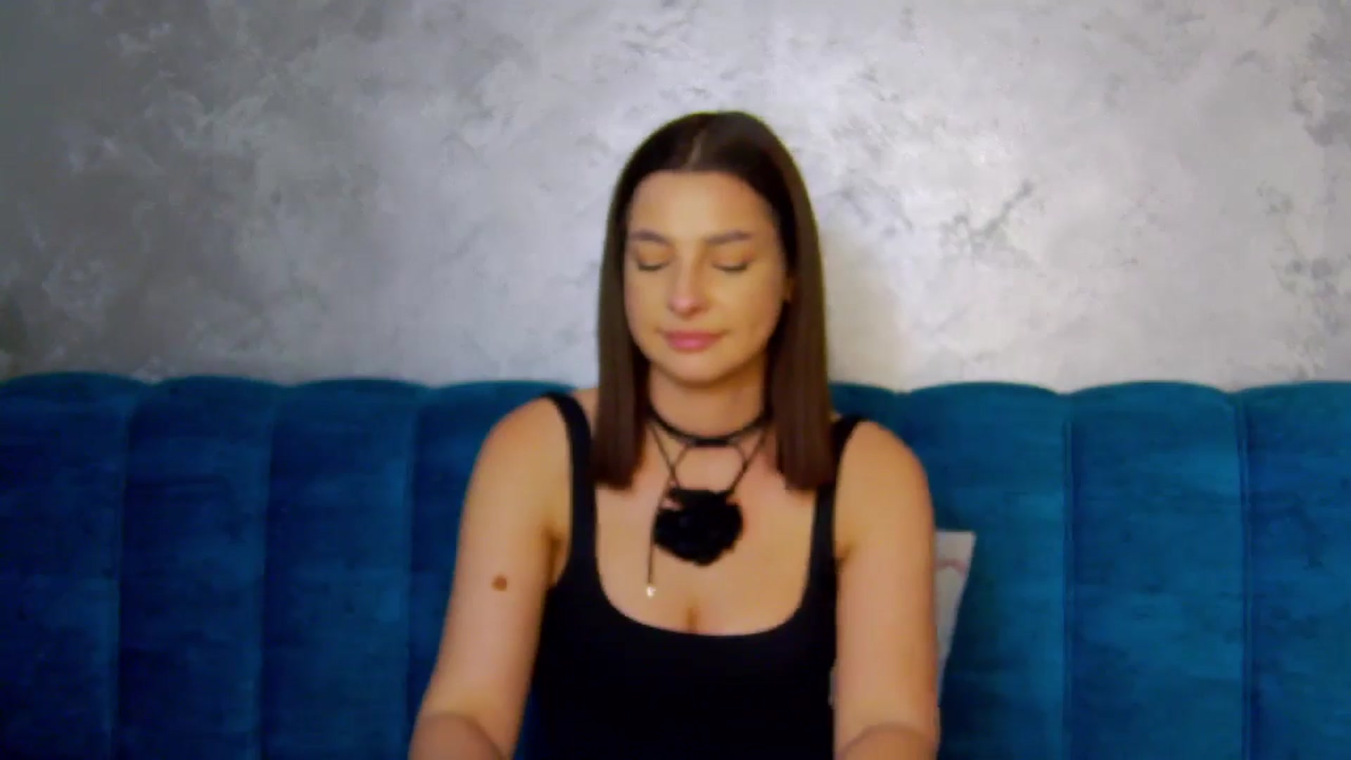 Gallery image thumbnail from MelisRoom's myfreecams stream on, 05/16/2025, 19:02 image 20 of 20