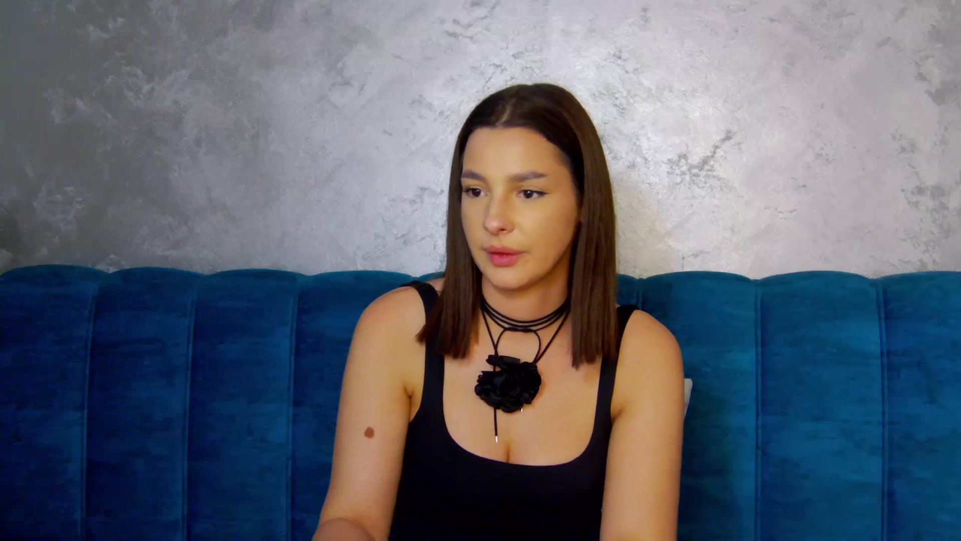 Gallery image thumbnail from MelisRoom's myfreecams stream on, 05/16/2025, 19:02 image 17 of 20