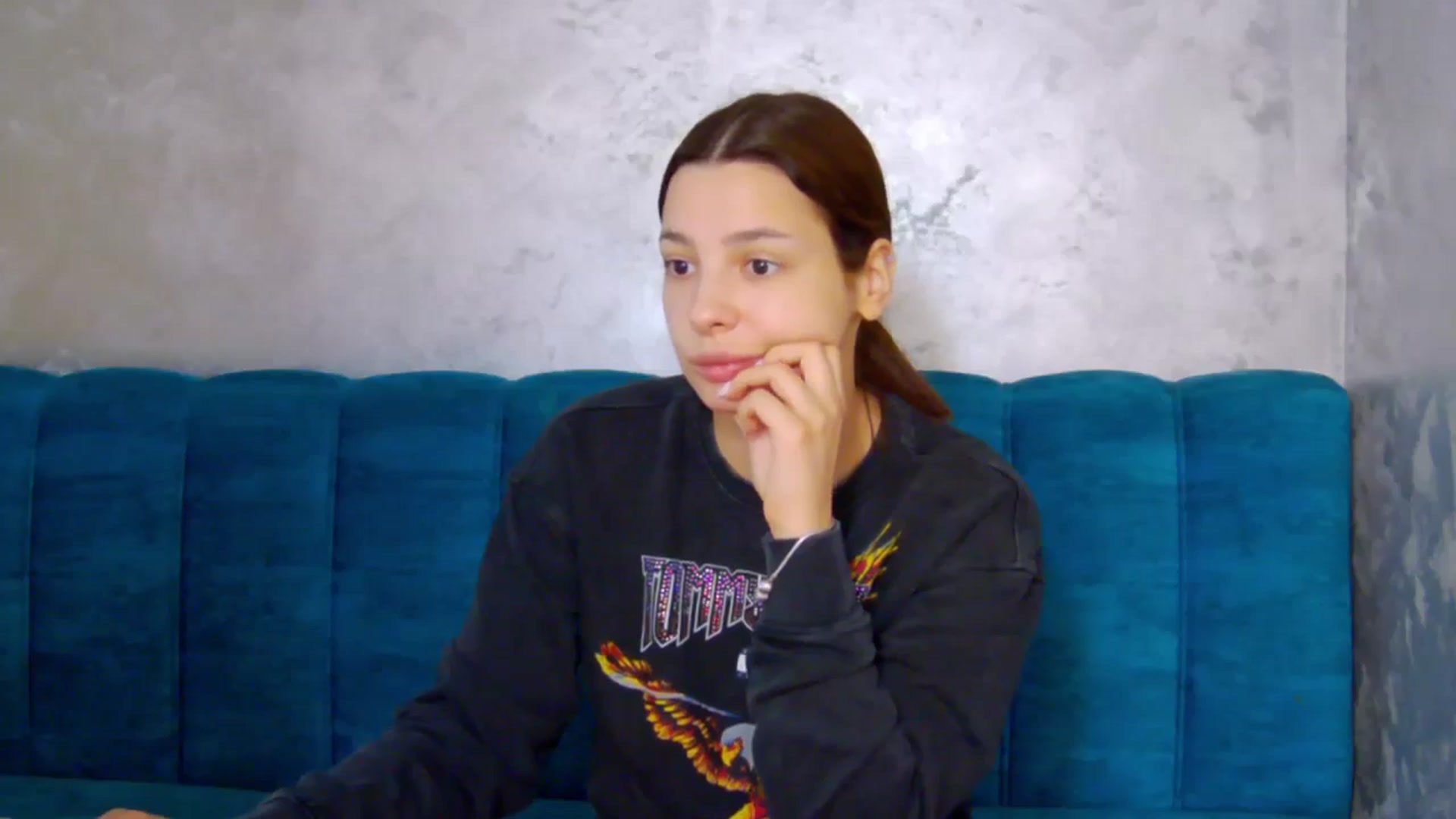 Gallery image thumbnail from MelisRoom's myfreecams stream on, 05/24/2025, 10:26 image 6 of 20