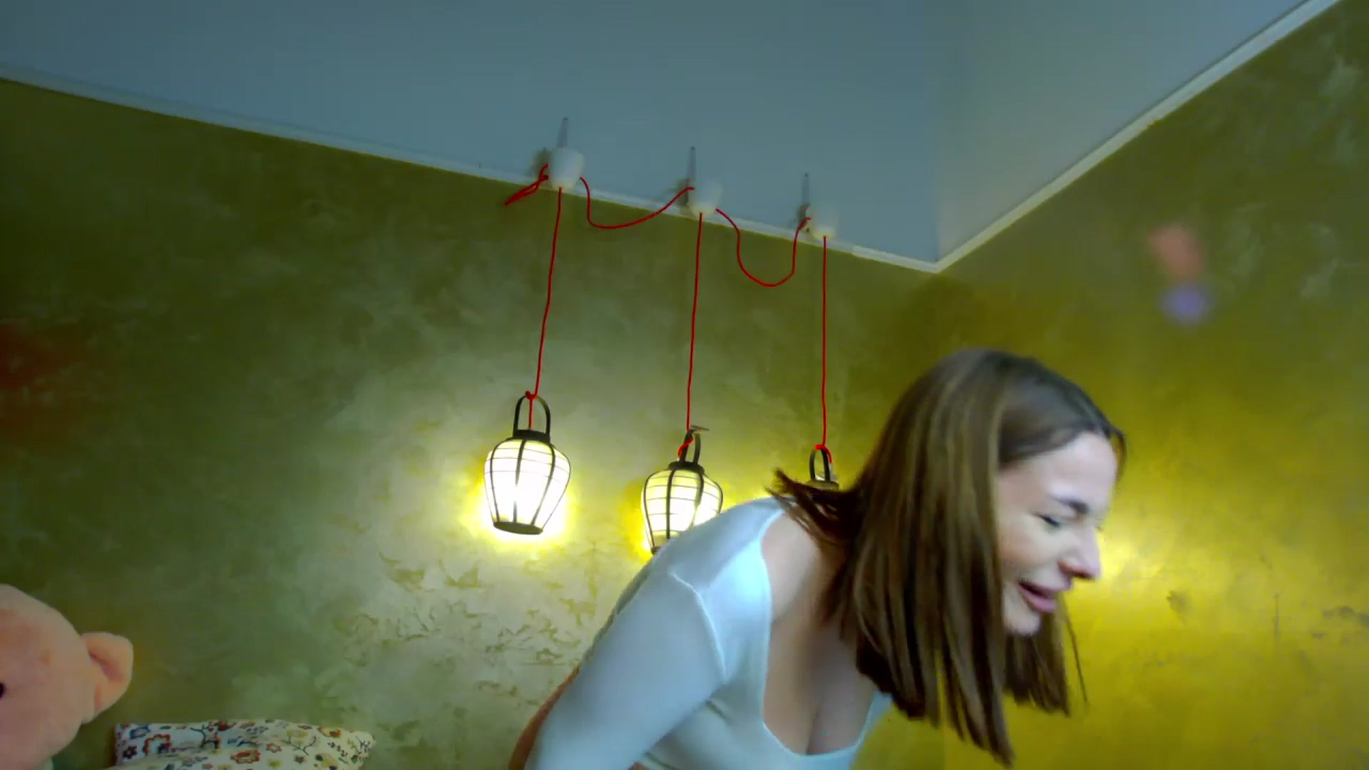 Gallery image thumbnail from MelisRoom's myfreecams stream on, 05/27/2025, 19:07 image 16 of 20