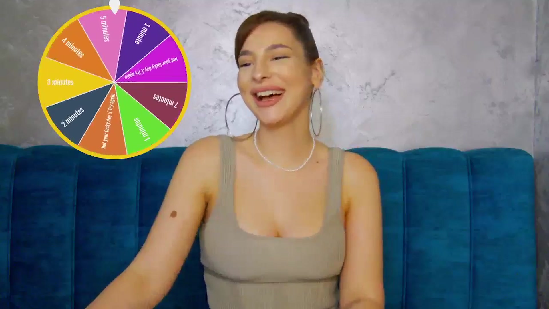 Gallery image thumbnail from MelisRoom's myfreecams stream on, 05/31/2025, 18:04 image 18 of 20
