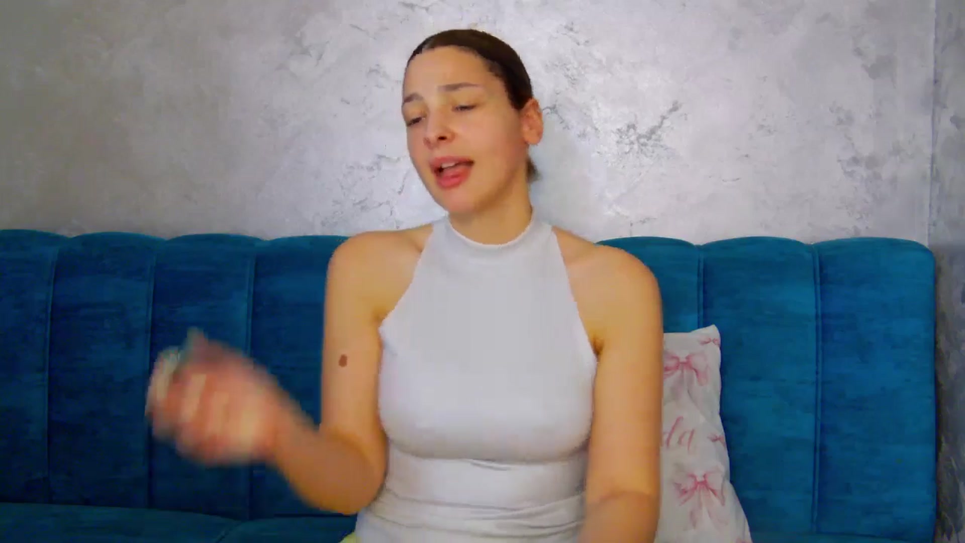 Gallery image thumbnail from MelisRoom's myfreecams stream on, 06/05/2025, 15:12 image 10 of 20
