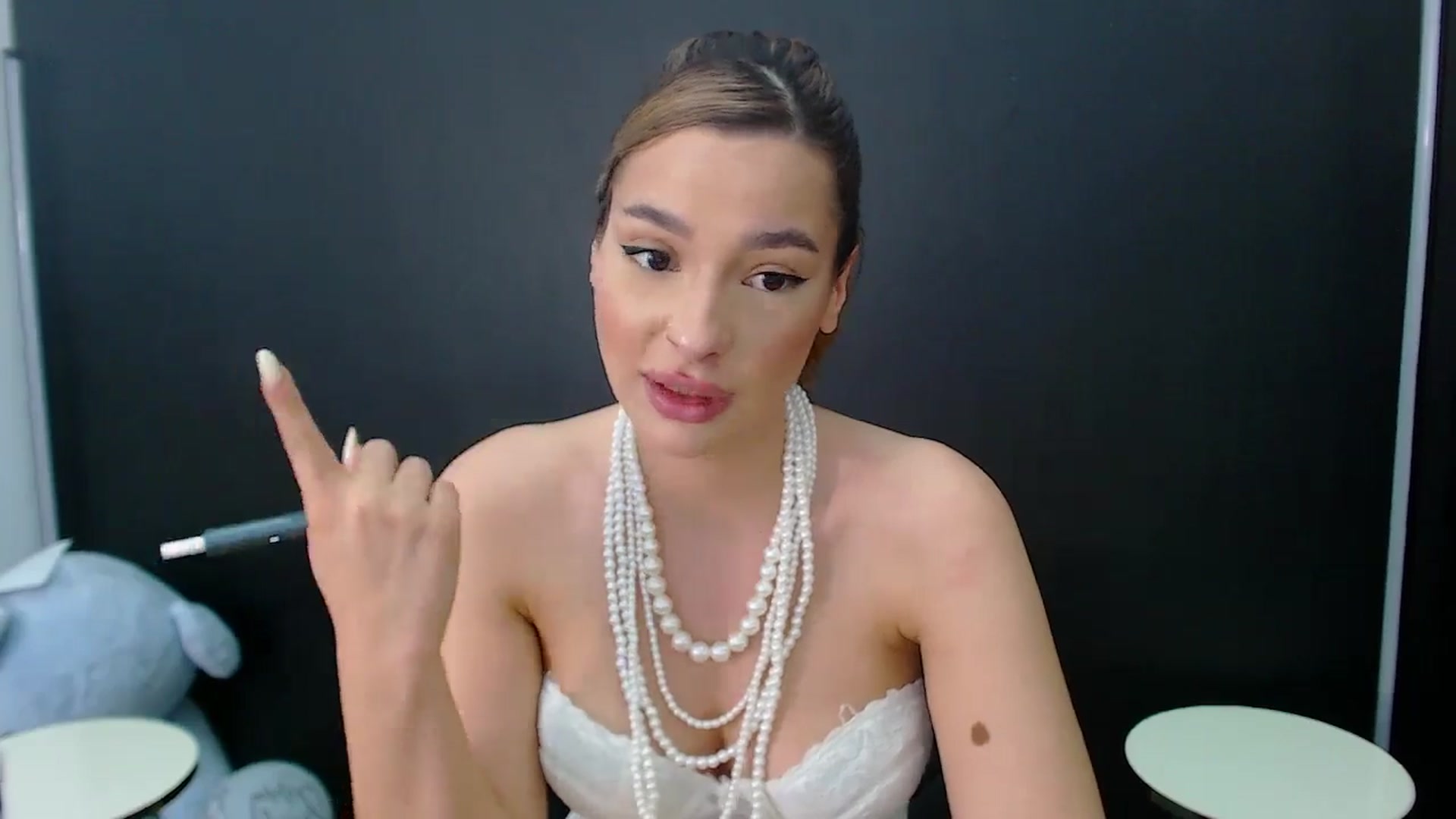 Gallery image thumbnail from MelisRoom's myfreecams stream on, 06/12/2025, 13:04 image 10 of 20