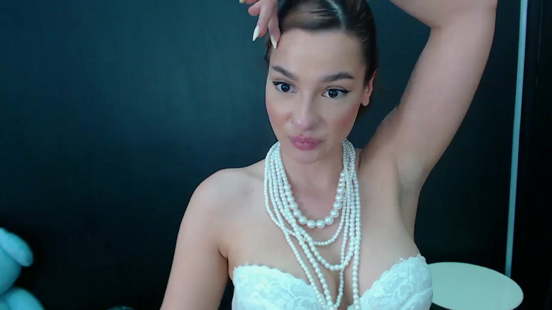 Gallery image thumbnail from MelisRoom's myfreecams stream on, 06/12/2025, 19:09 image 9 of 20