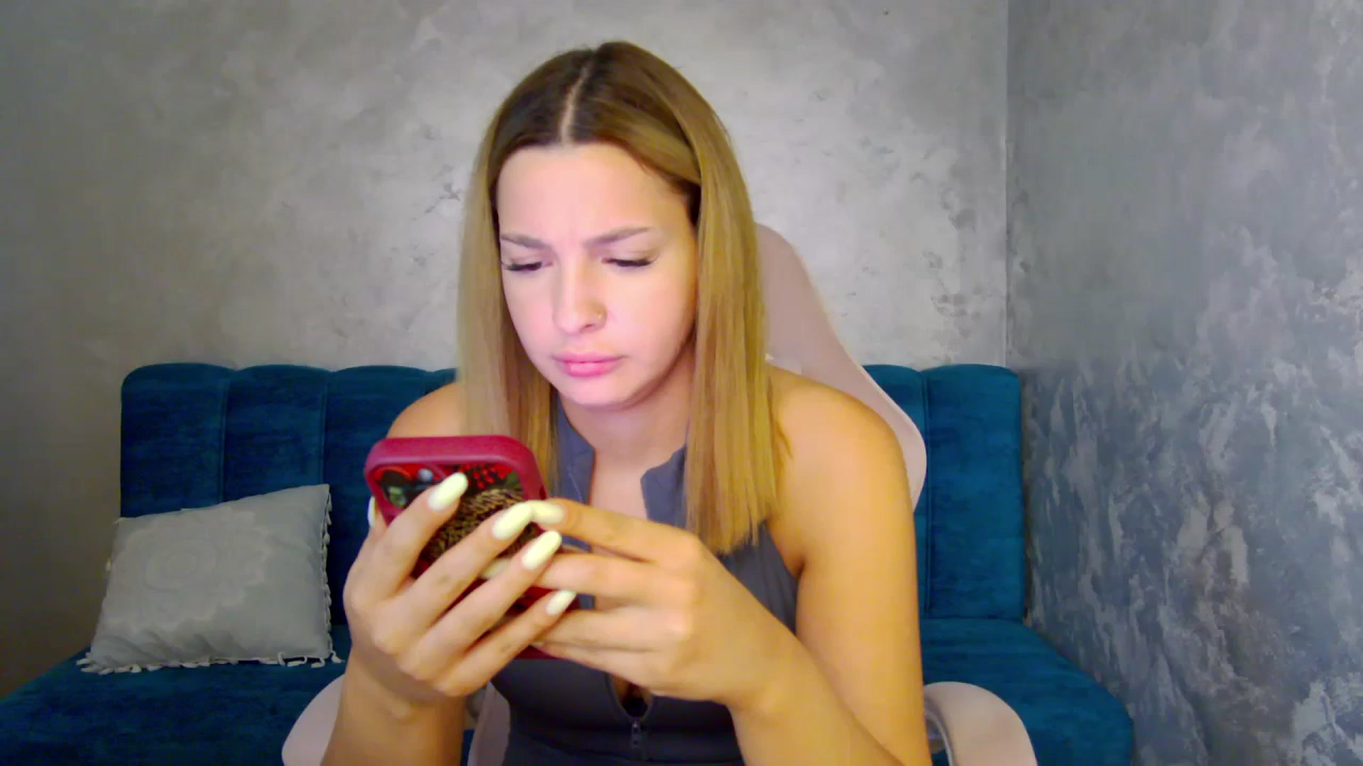Gallery image thumbnail from MelisRoom's myfreecams stream on, 06/28/2025, 17:51 image 9 of 20