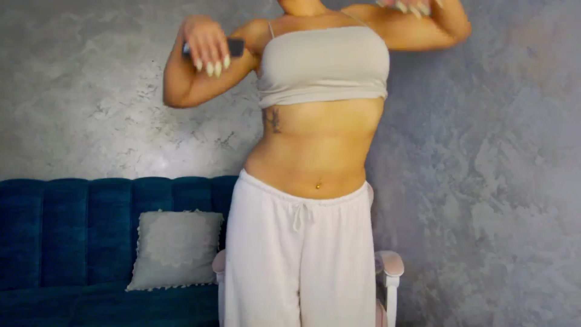 Gallery image thumbnail from MelisRoom's myfreecams stream on, 06/30/2025, 15:09 image 6 of 20