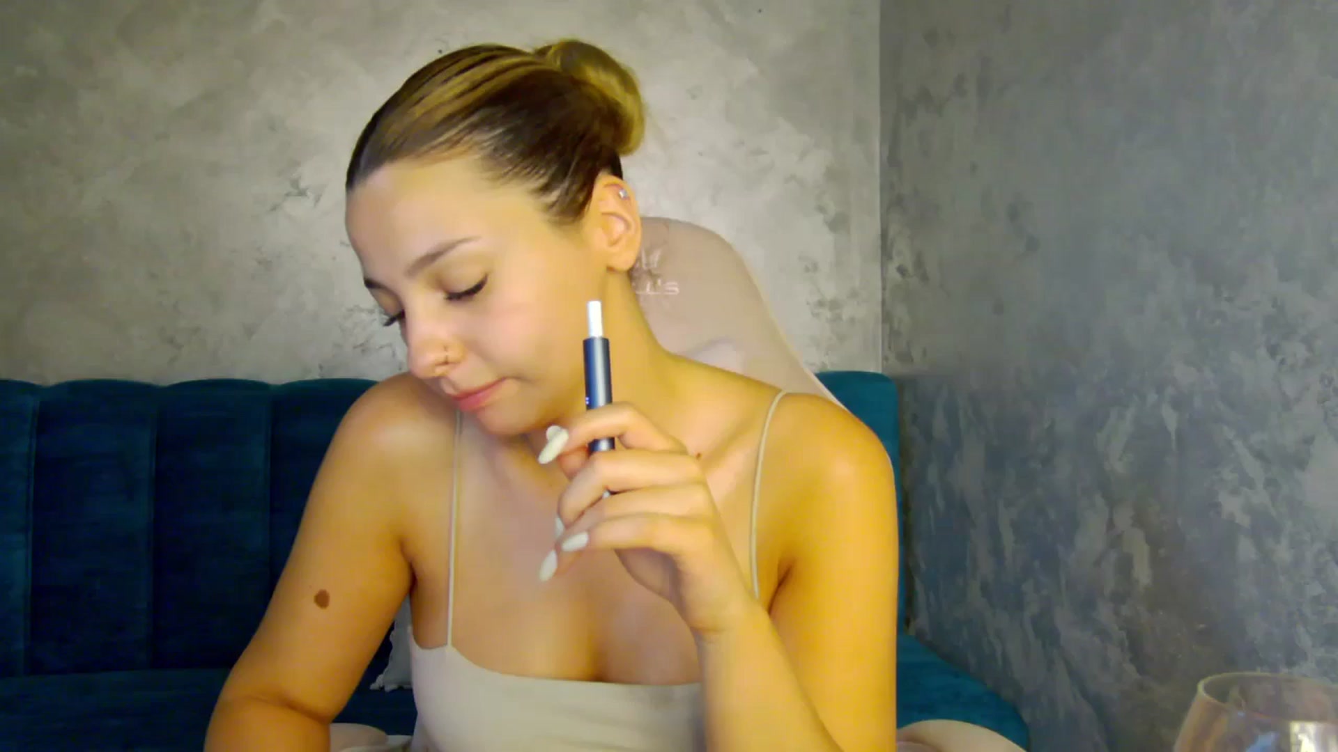 Gallery image thumbnail from MelisRoom's myfreecams stream on, 06/30/2025, 19:16 image 19 of 20