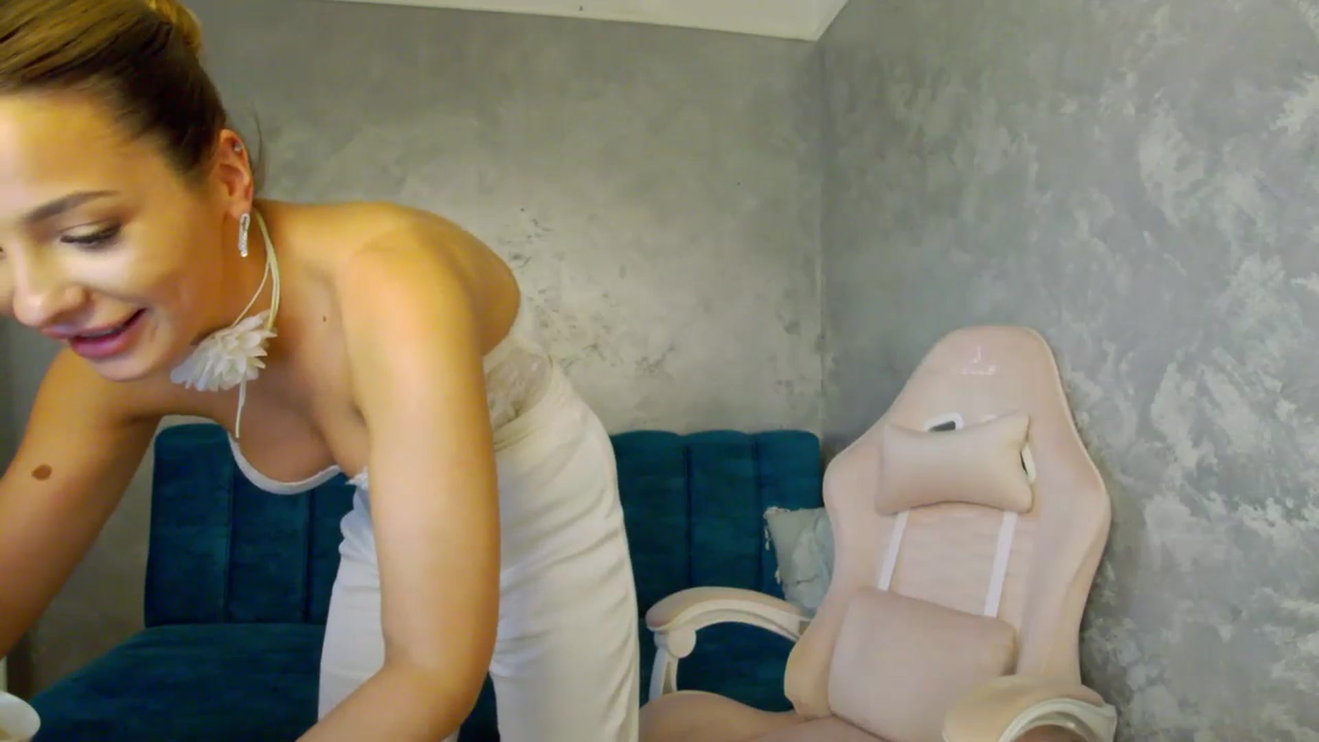 Gallery image thumbnail from MelisRoom's myfreecams stream on, 07/02/2025, 19:13 image 20 of 20