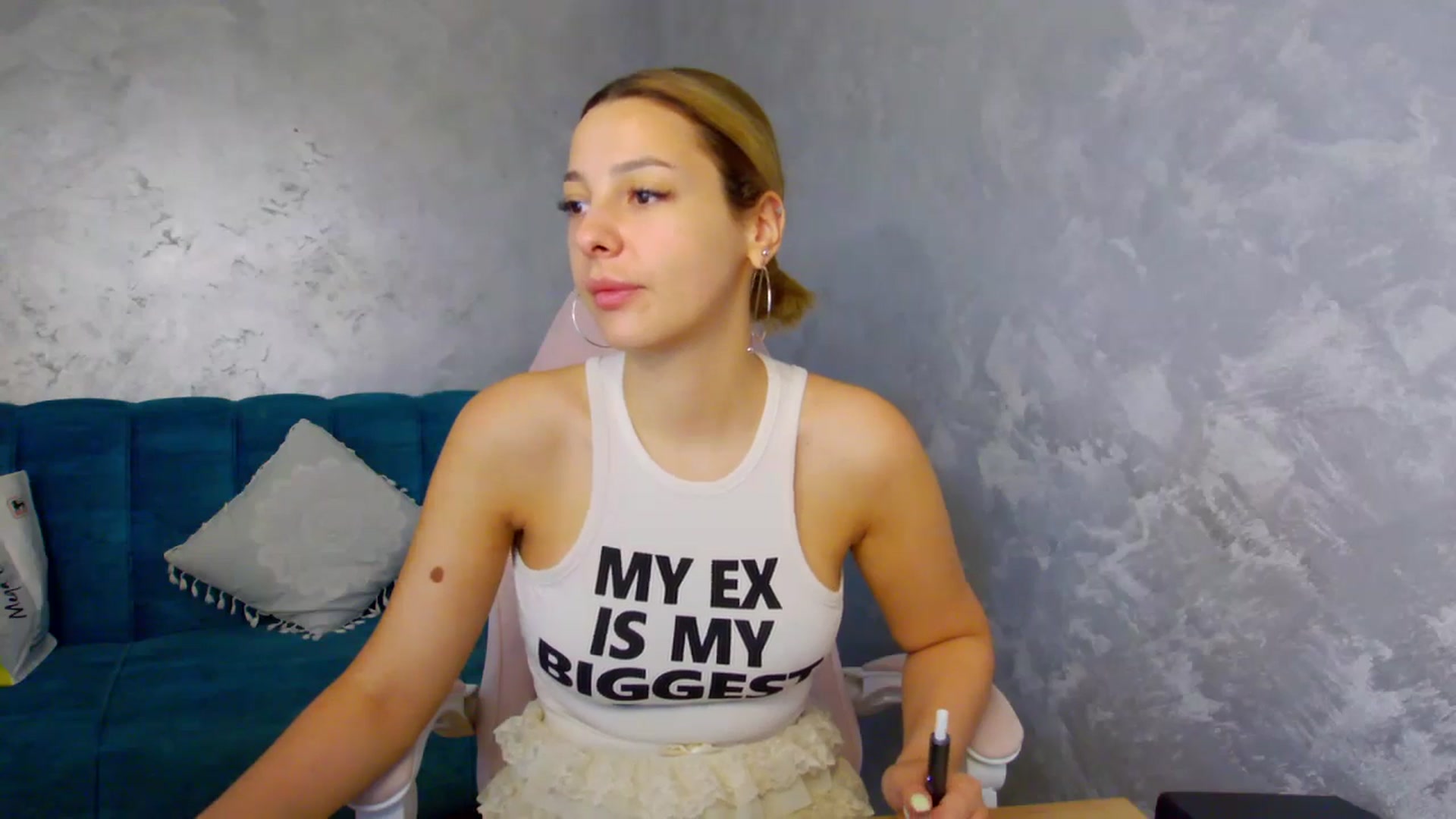 Gallery image thumbnail from MelisRoom's myfreecams stream on, 07/03/2025, 13:22 image 5 of 20