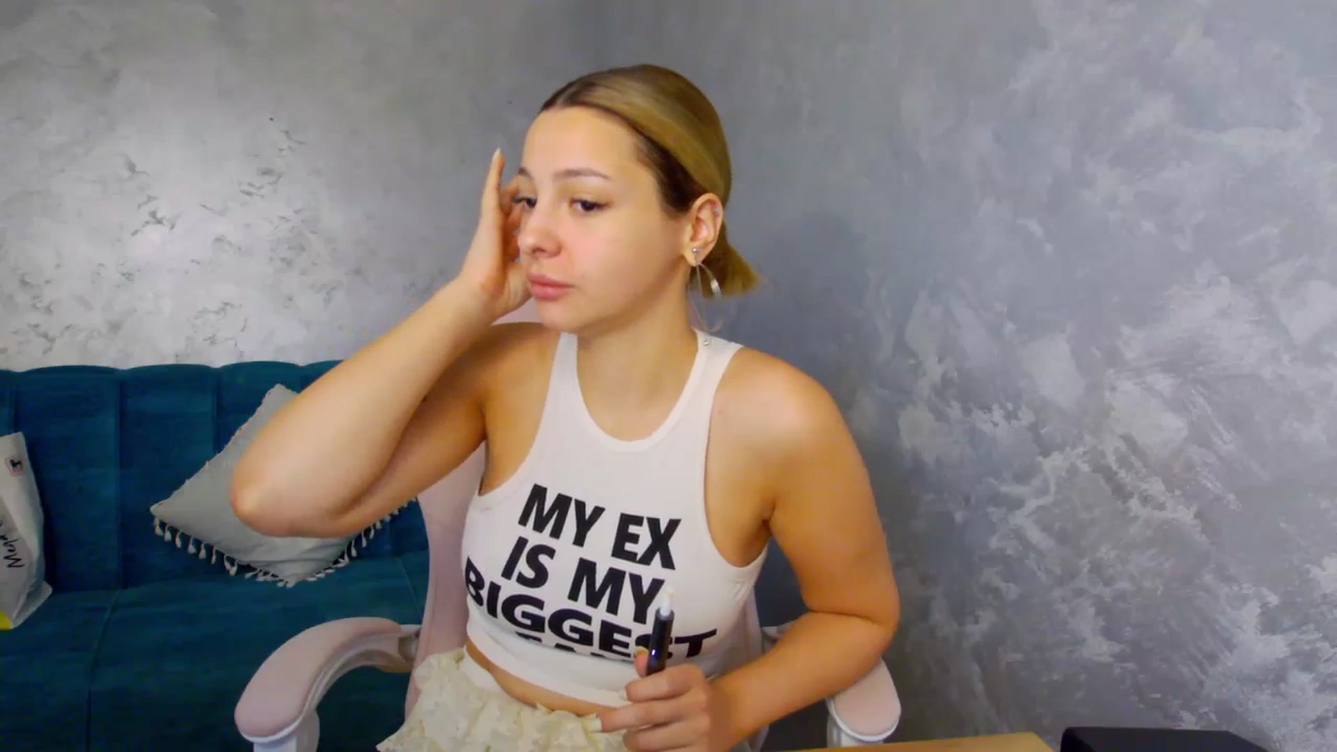 Gallery image thumbnail from MelisRoom's myfreecams stream on, 07/03/2025, 13:47 image 16 of 20