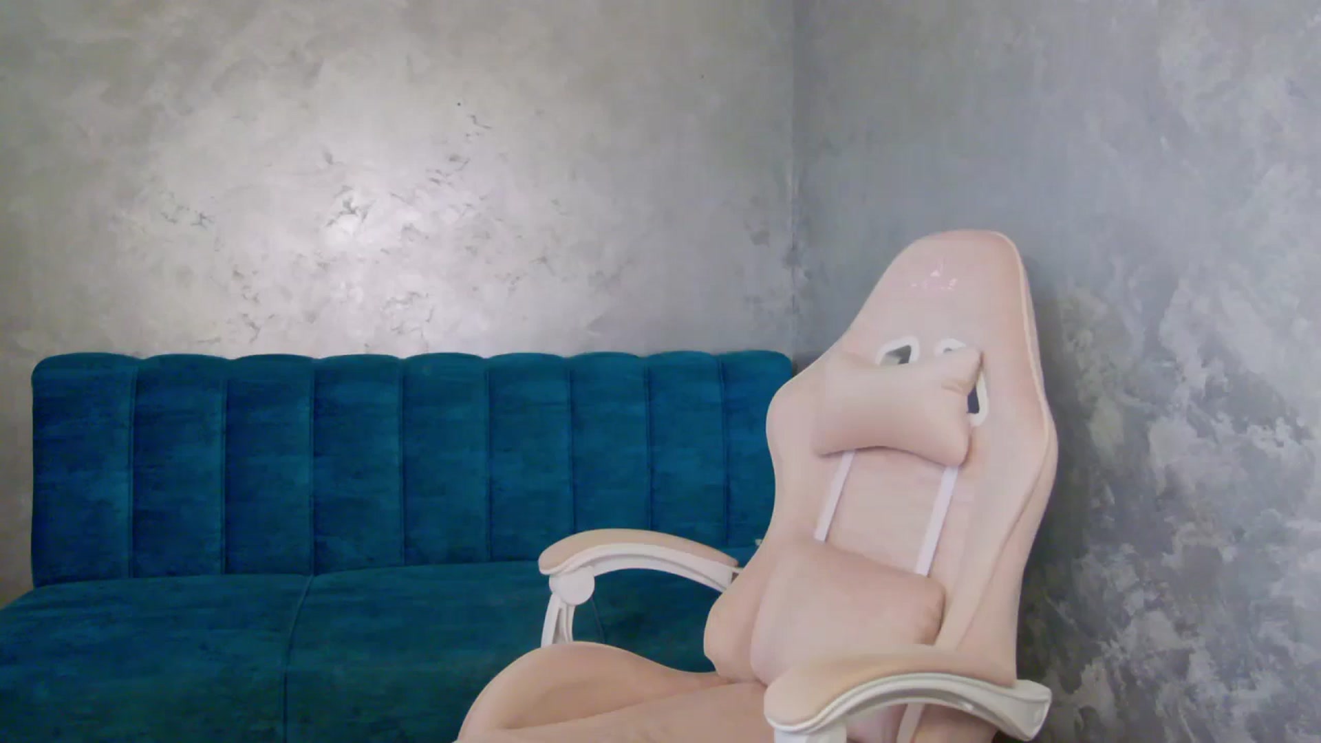 Gallery image thumbnail from MelisRoom's myfreecams stream on, 07/03/2025, 19:19 image 12 of 20