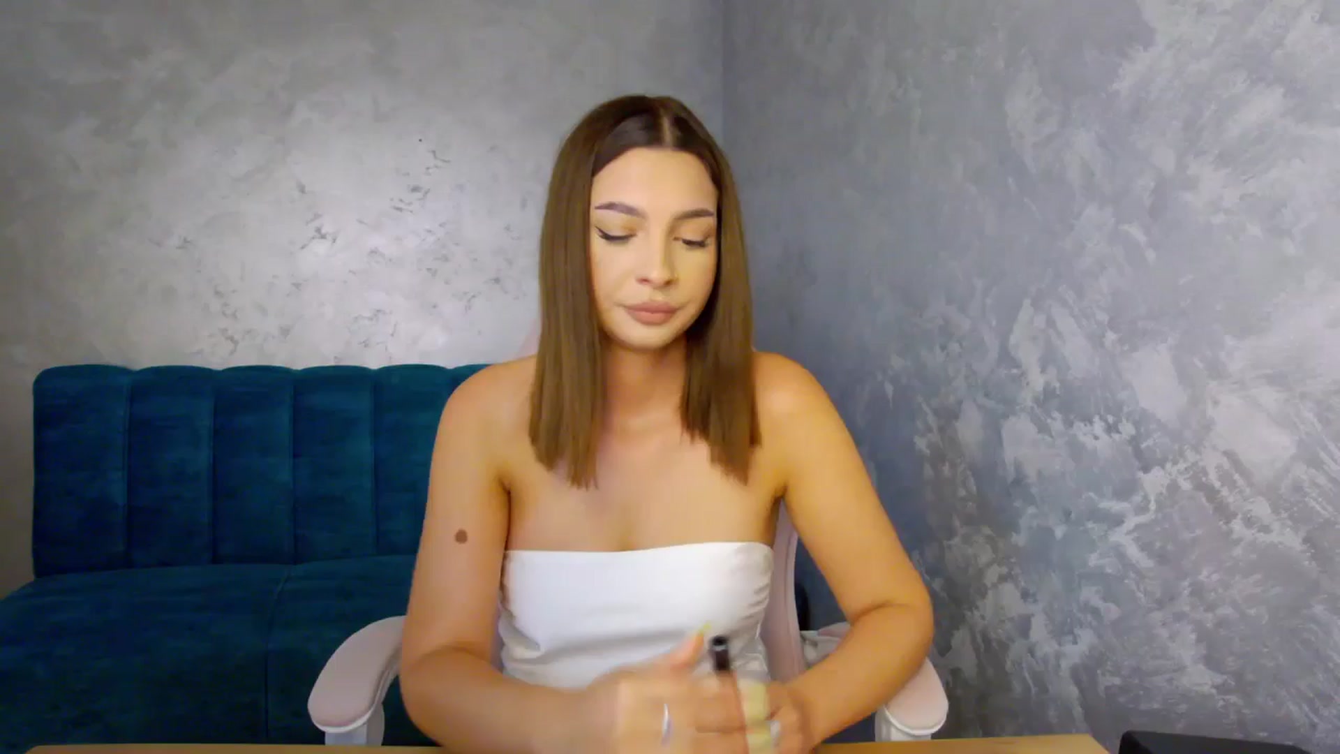 Gallery image thumbnail from MelisRoom's myfreecams stream on, 07/11/2025, 13:43 image 20 of 20