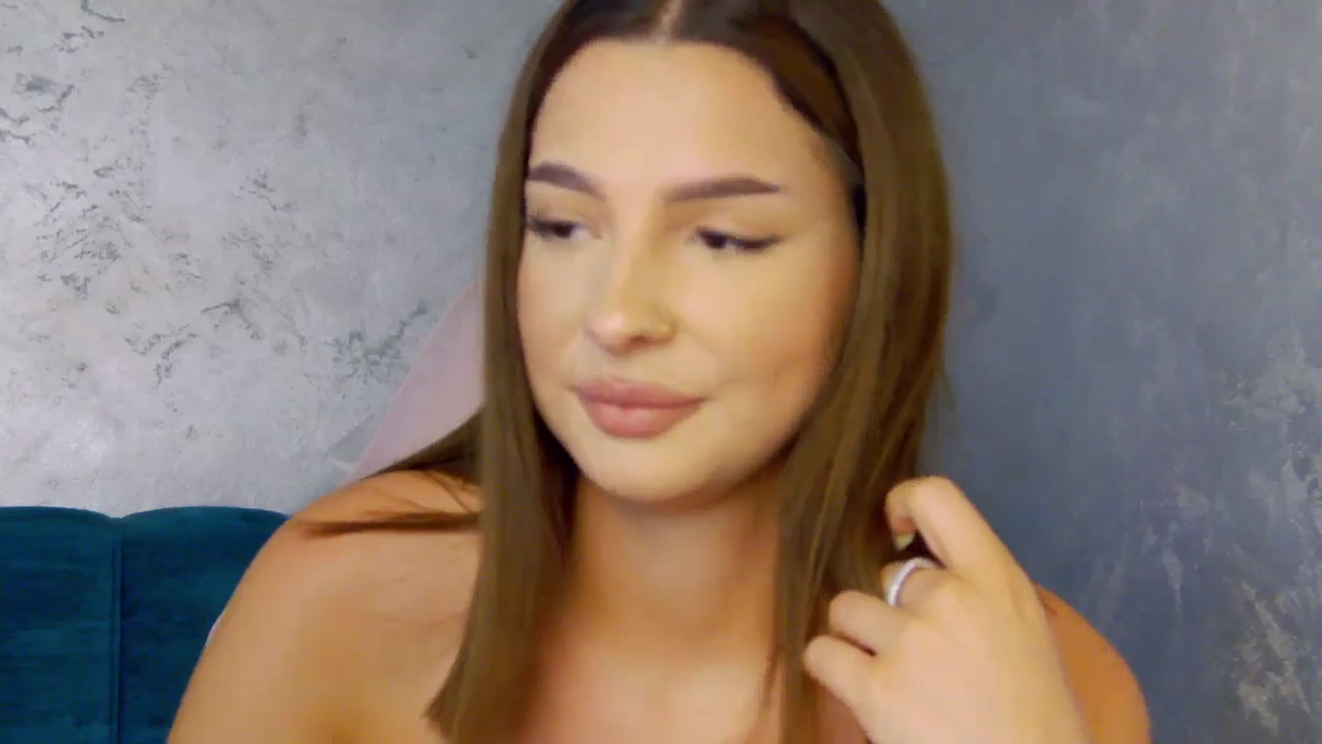 Gallery image thumbnail from MelisRoom's myfreecams stream on, 07/11/2025, 15:02 image 5 of 20