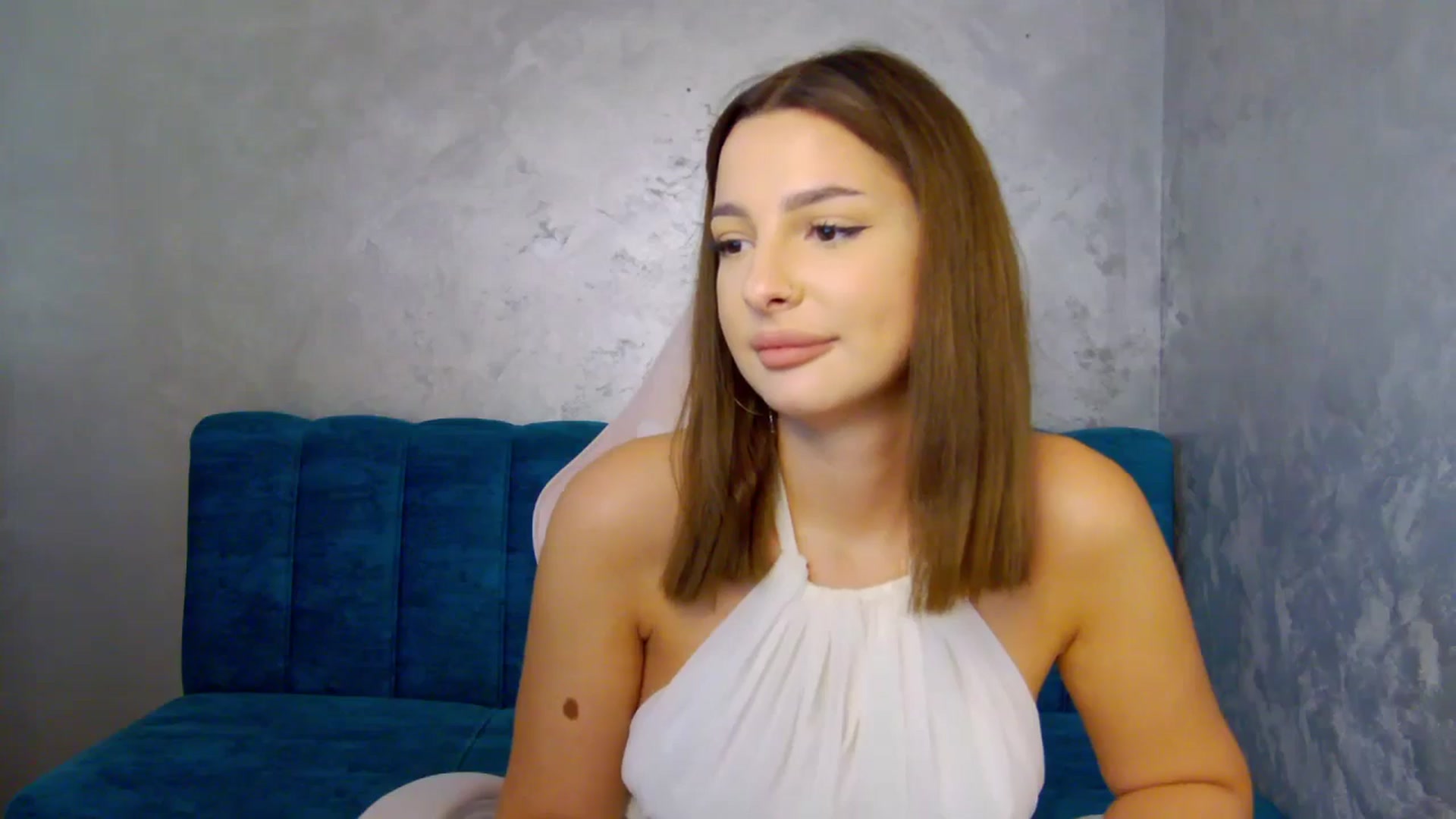 Gallery image thumbnail from MelisRoom's myfreecams stream on, 07/12/2025, 13:39 image 16 of 20