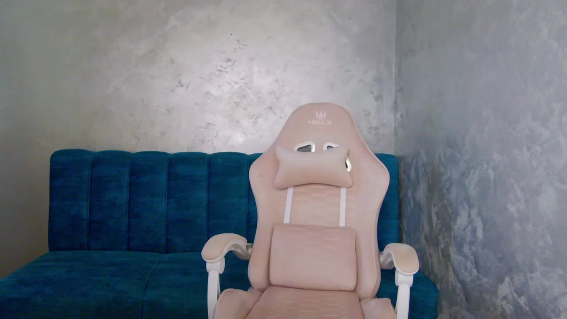 Gallery image thumbnail from MelisRoom's myfreecams stream on, 07/12/2025, 14:19 image 15 of 20