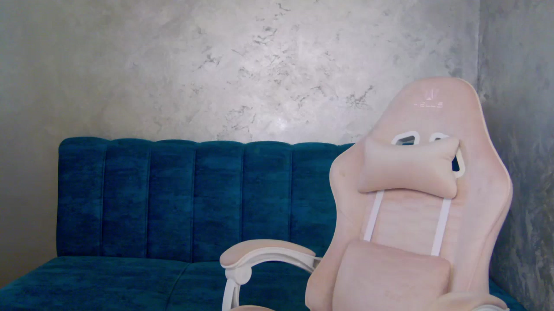 Gallery image thumbnail from MelisRoom's myfreecams stream on, 07/12/2025, 14:19 image 2 of 20