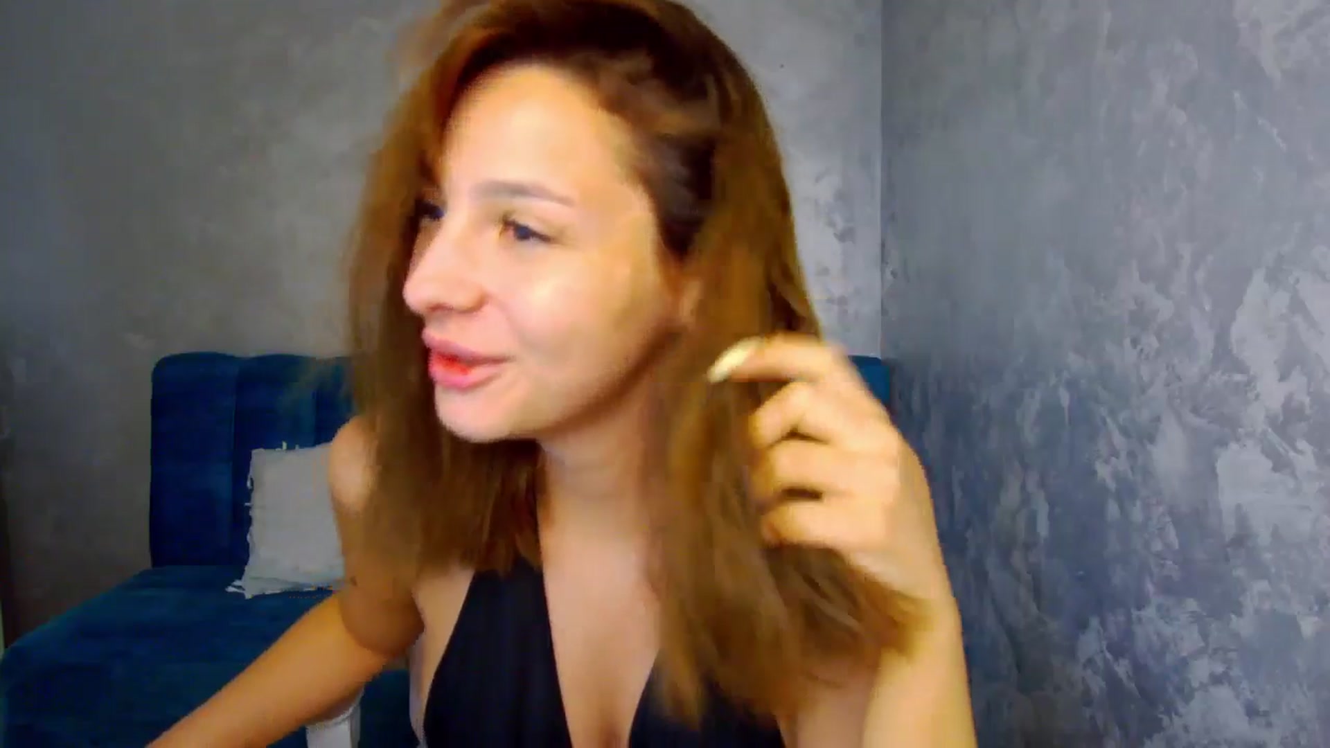 Gallery image thumbnail from MelisRoom's myfreecams stream on, 07/14/2025, 15:28 image 11 of 20