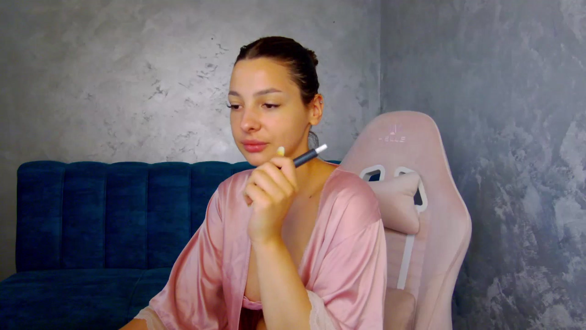 Gallery image thumbnail from MelisRoom's myfreecams stream on, 07/15/2025, 15:30 image 19 of 20