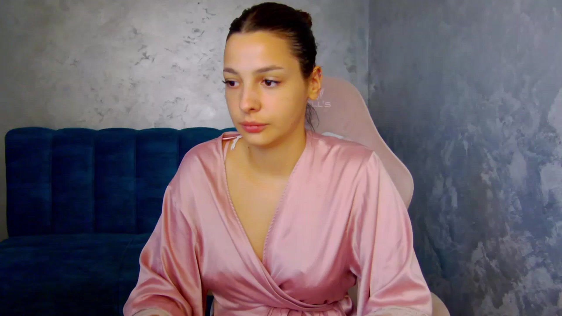 Gallery image thumbnail from MelisRoom's myfreecams stream on, 07/15/2025, 19:18 image 1 of 20