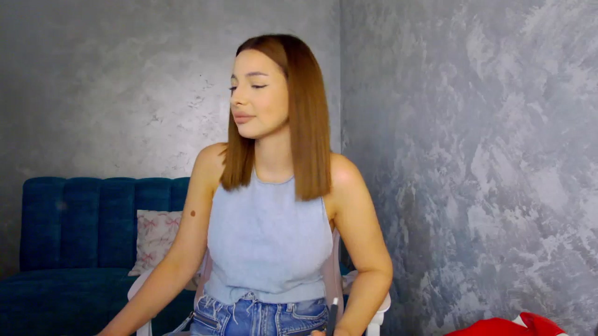 Gallery image thumbnail from MelisRoom's myfreecams stream on, 07/17/2025, 13:41 image 5 of 20