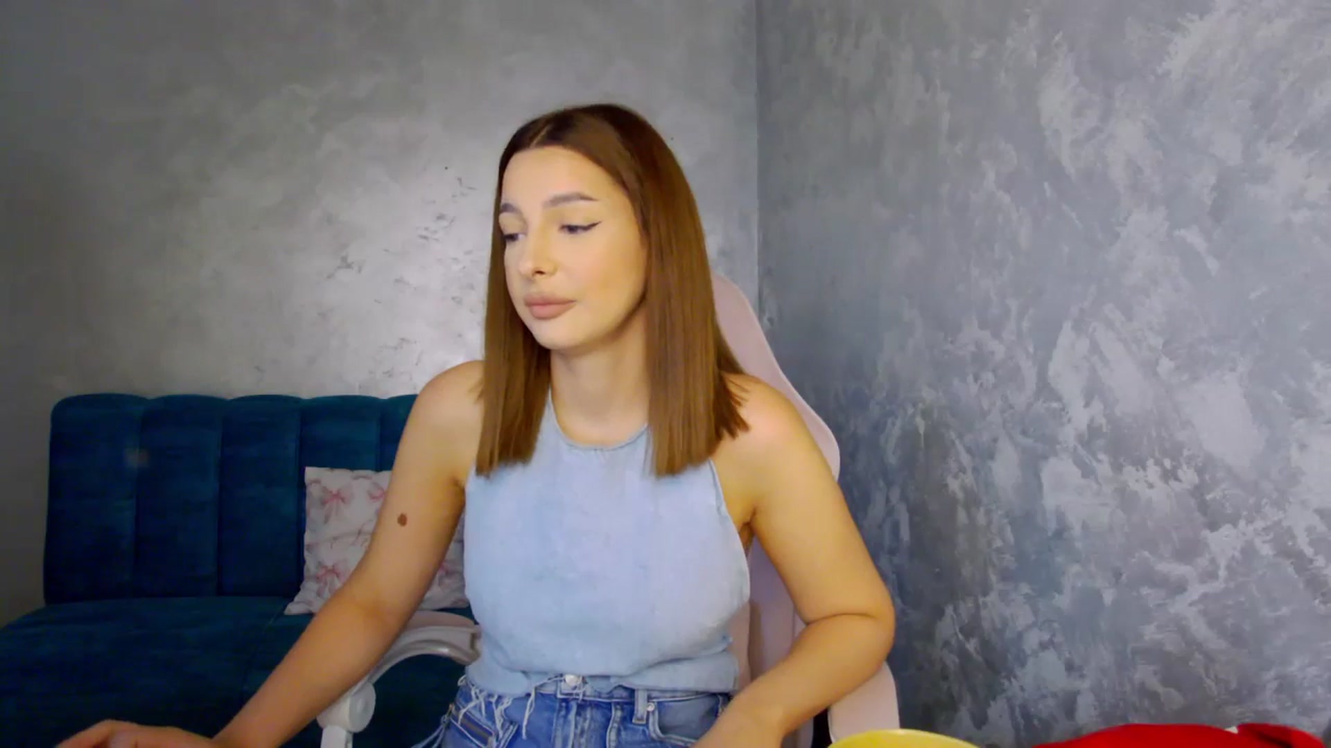 Gallery image thumbnail from MelisRoom's myfreecams stream on, 07/17/2025, 13:41 image 8 of 20